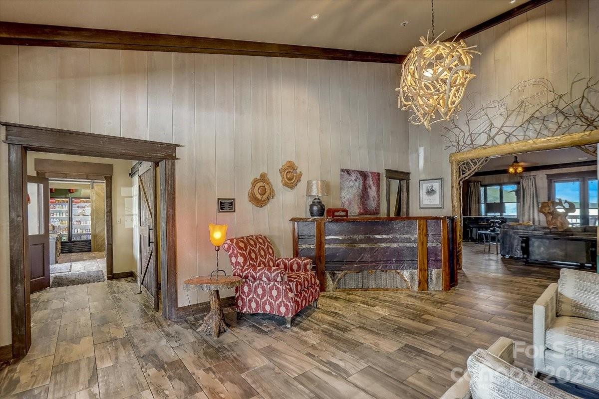 3 Chestnut Village Lane Unit: 3A