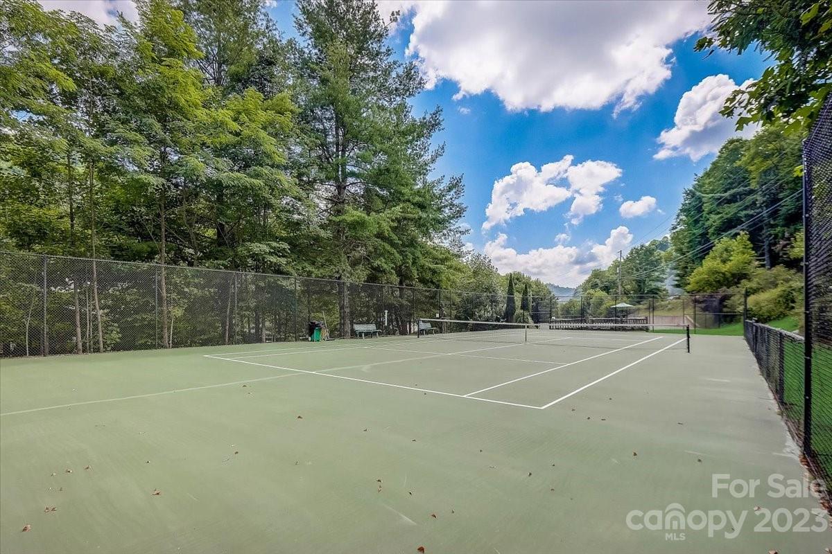 16 Chestnut Village Lane Unit: 16