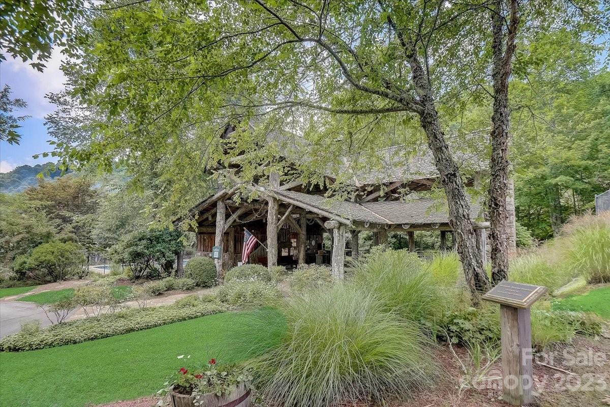 16 Chestnut Village Lane Unit: 16