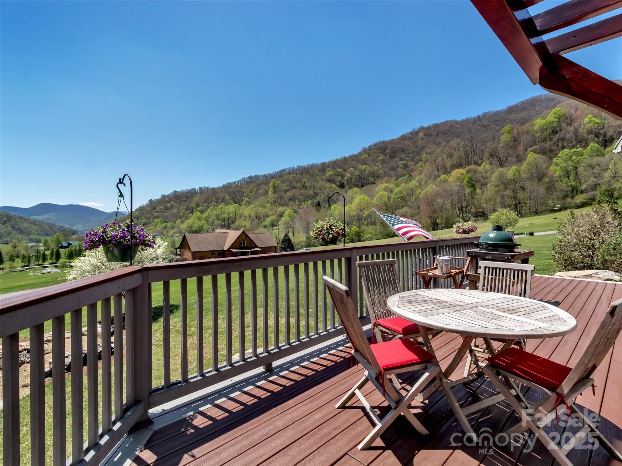 12 Rolling Meadow Lane