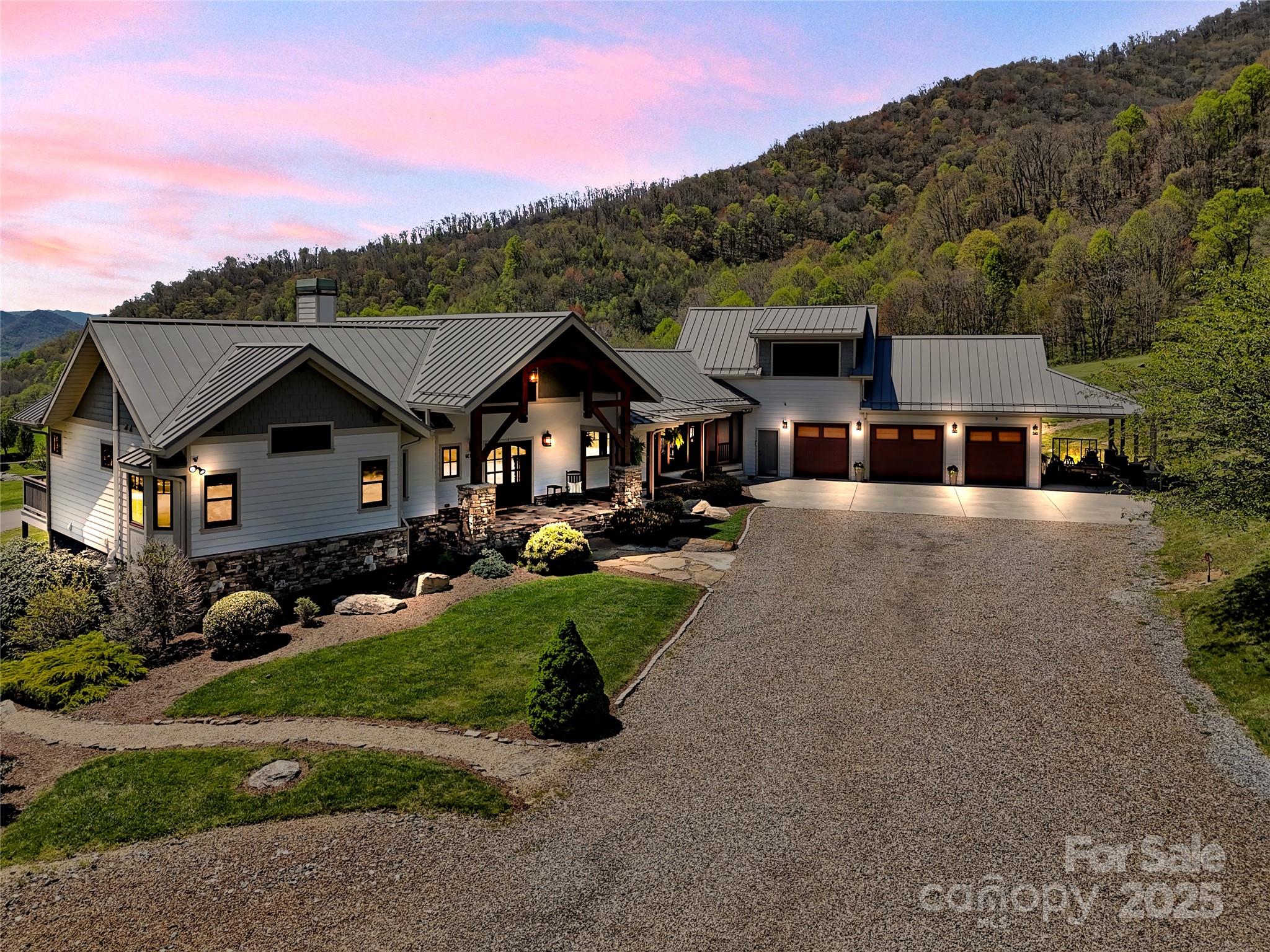 12 Rolling Meadow Lane