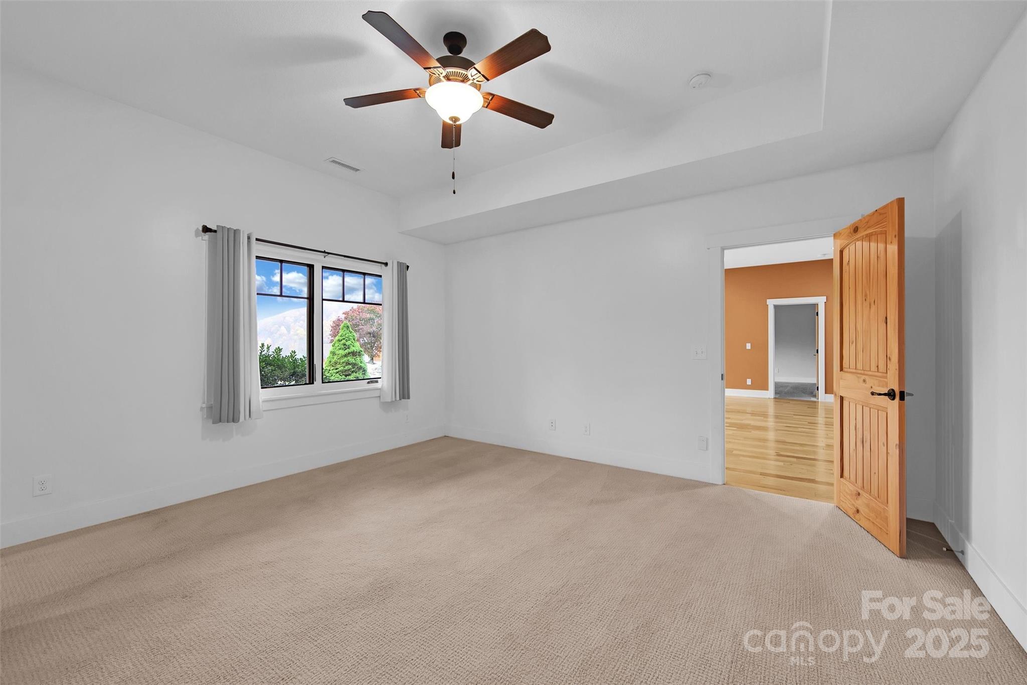 12 Rolling Meadow Lane