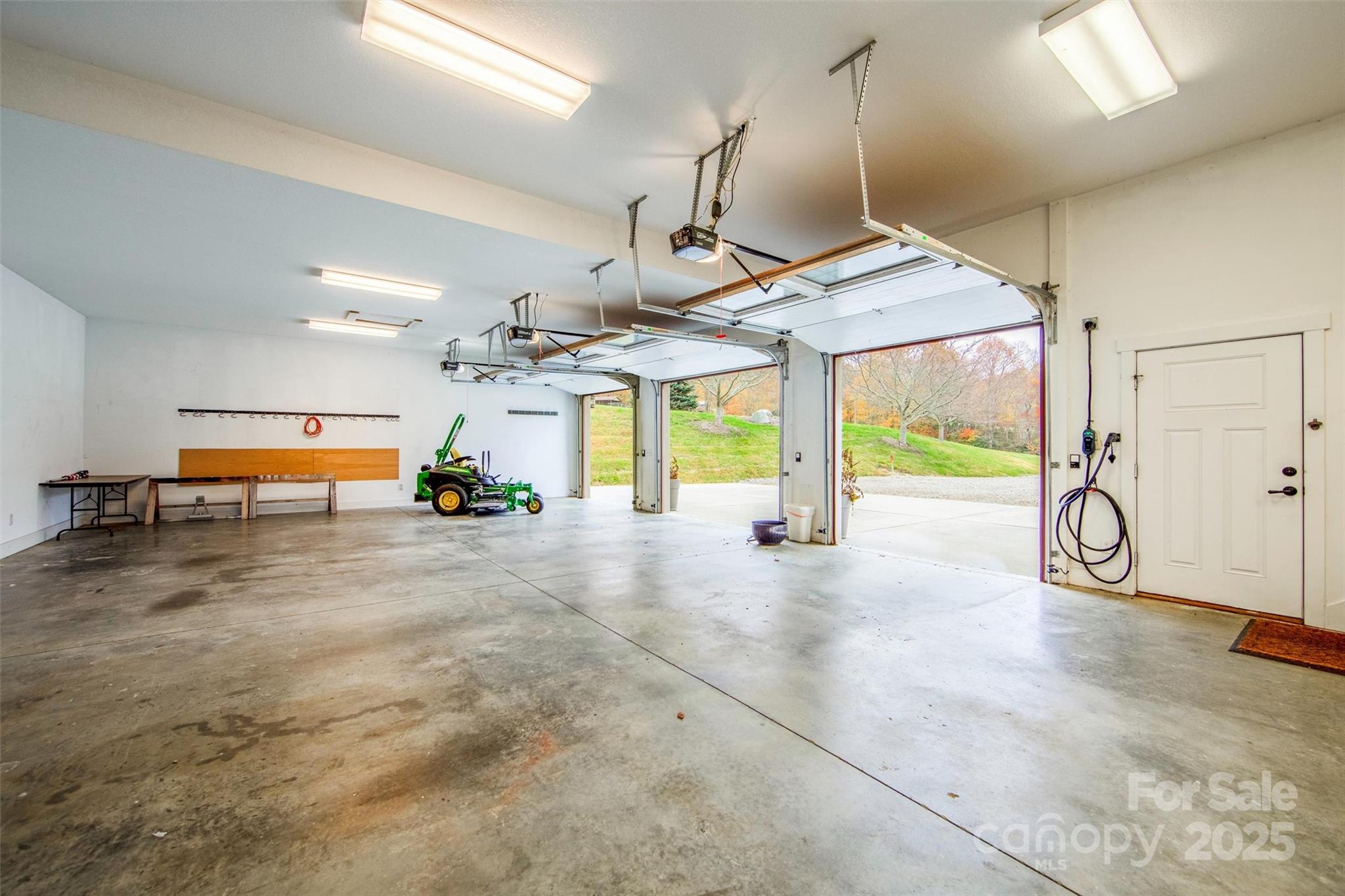 12 Rolling Meadow Lane