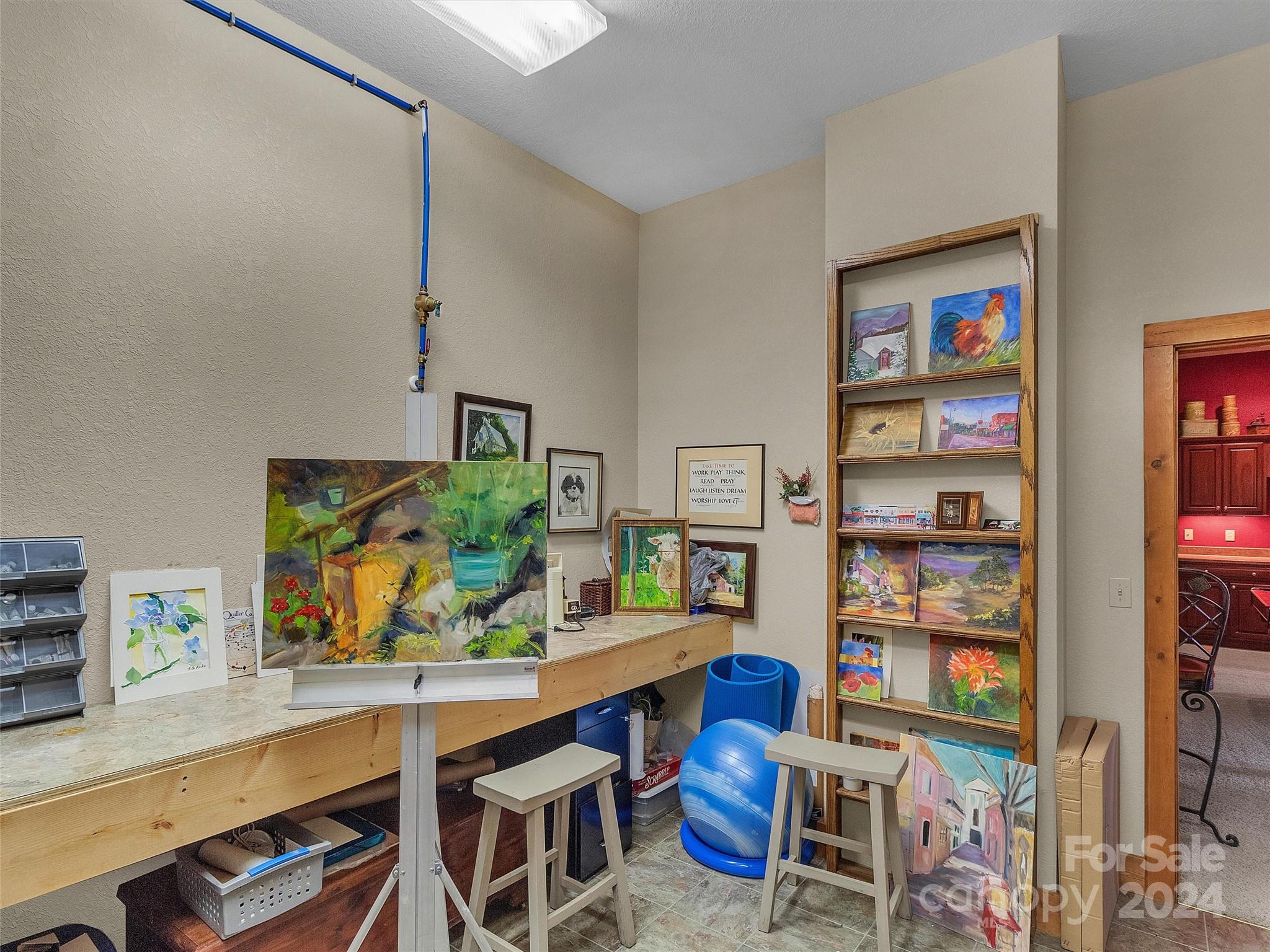 16 Rambling Ridge Road
