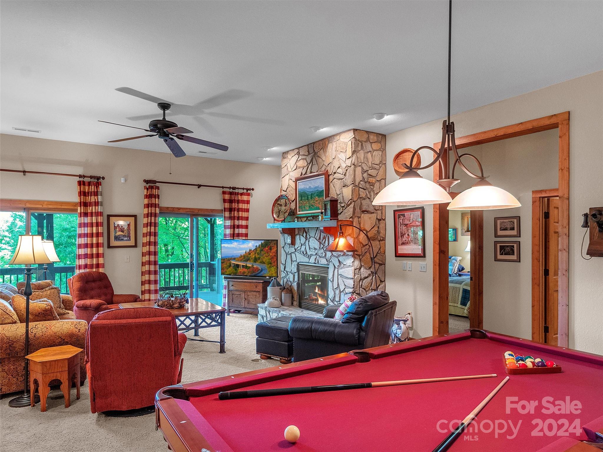 16 Rambling Ridge Road