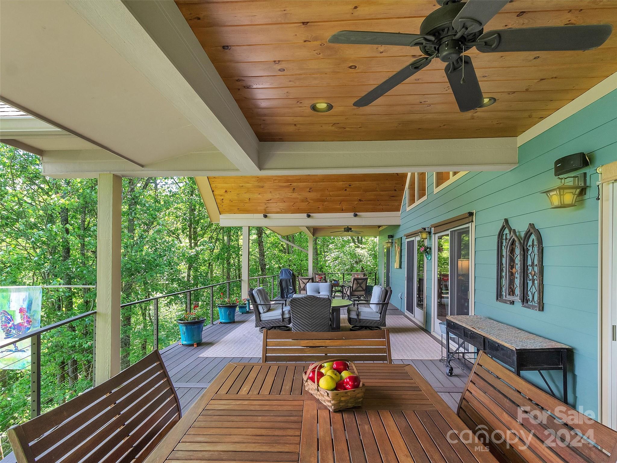 16 Rambling Ridge Road