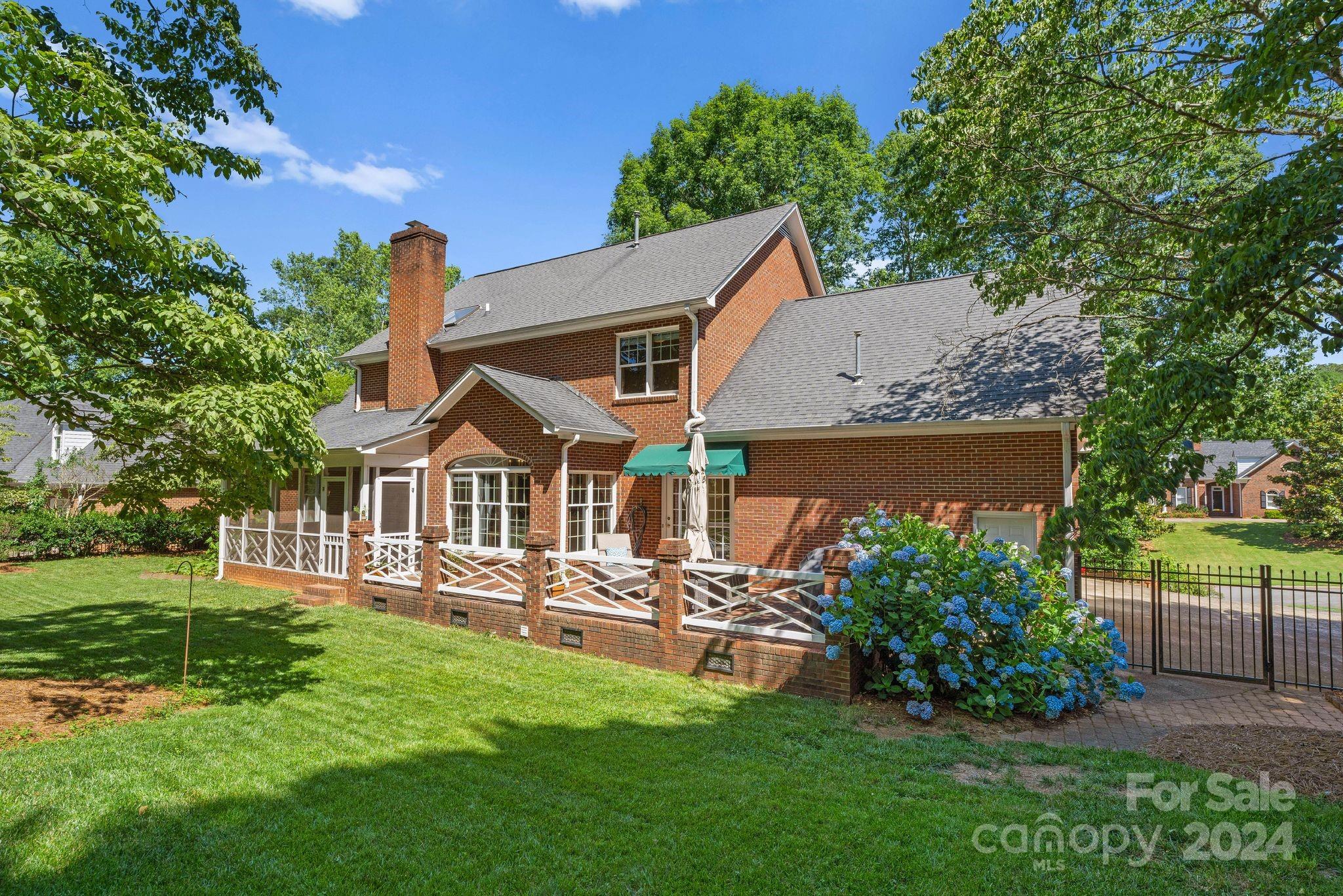 311 Glen Arbor Drive