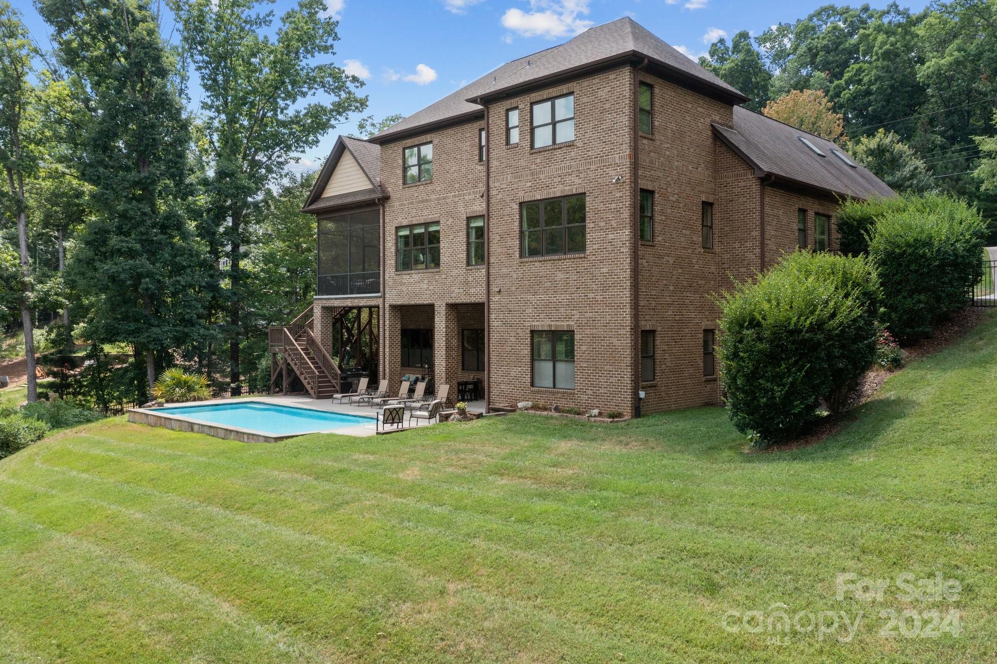 132 Montclair Drive