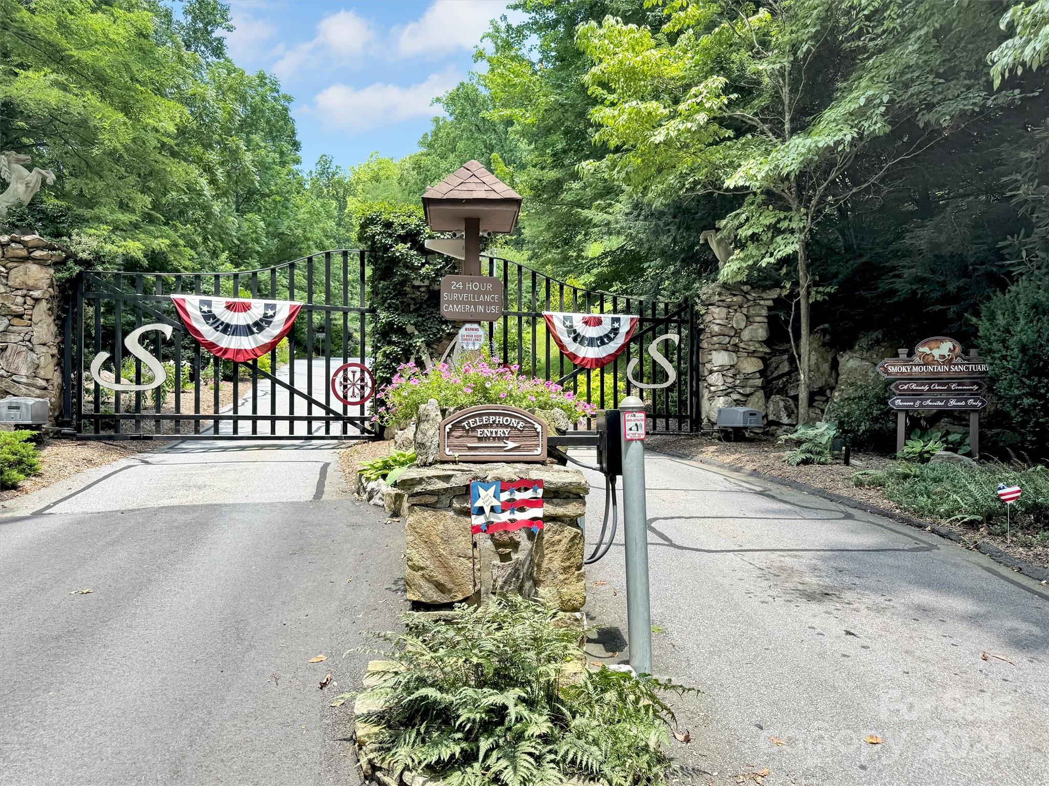221 Olympia Lane