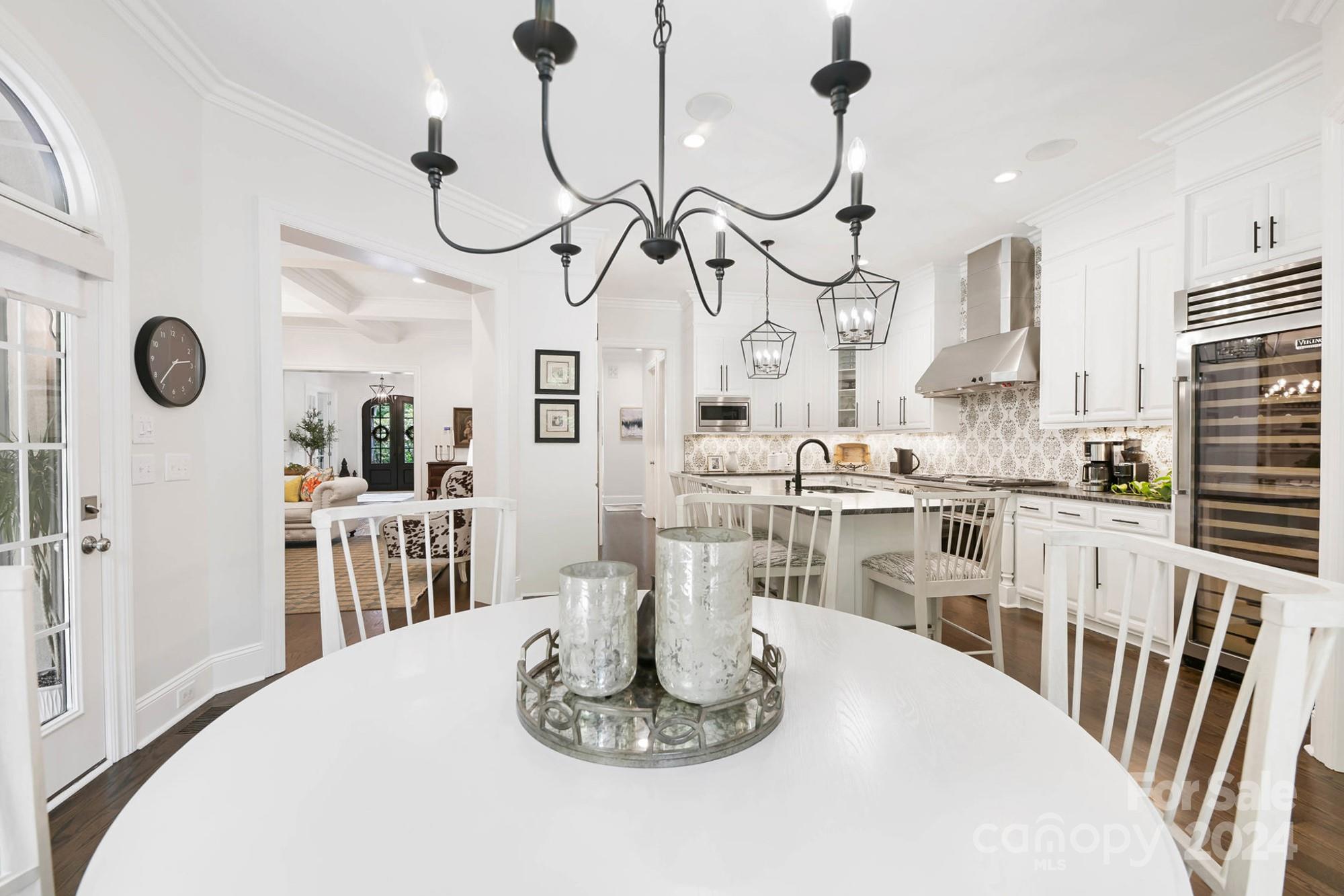 301 Lochaven Road