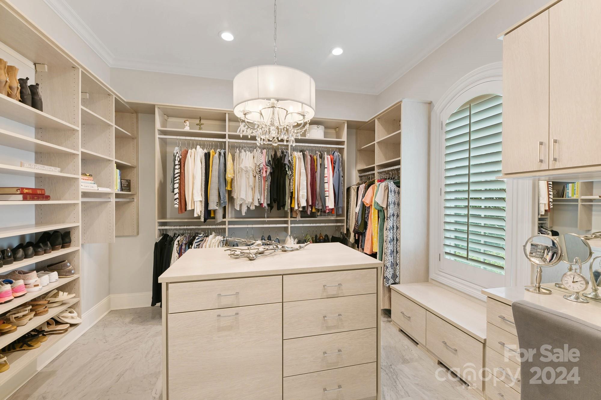 301 Lochaven Road