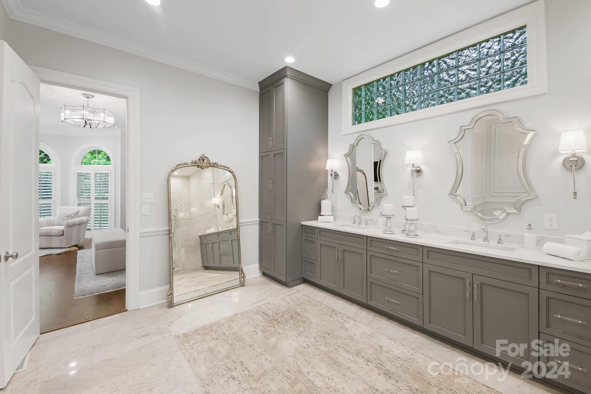 301 Lochaven Road