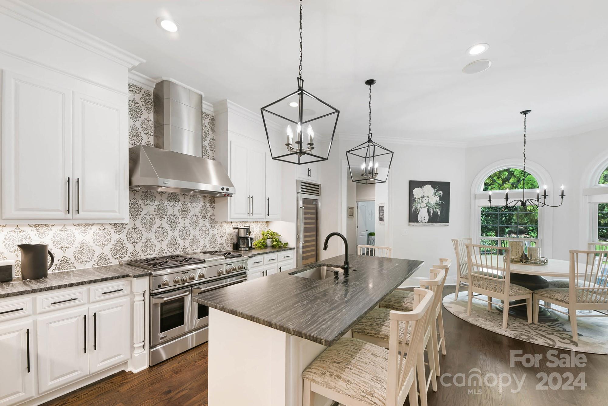 301 Lochaven Road