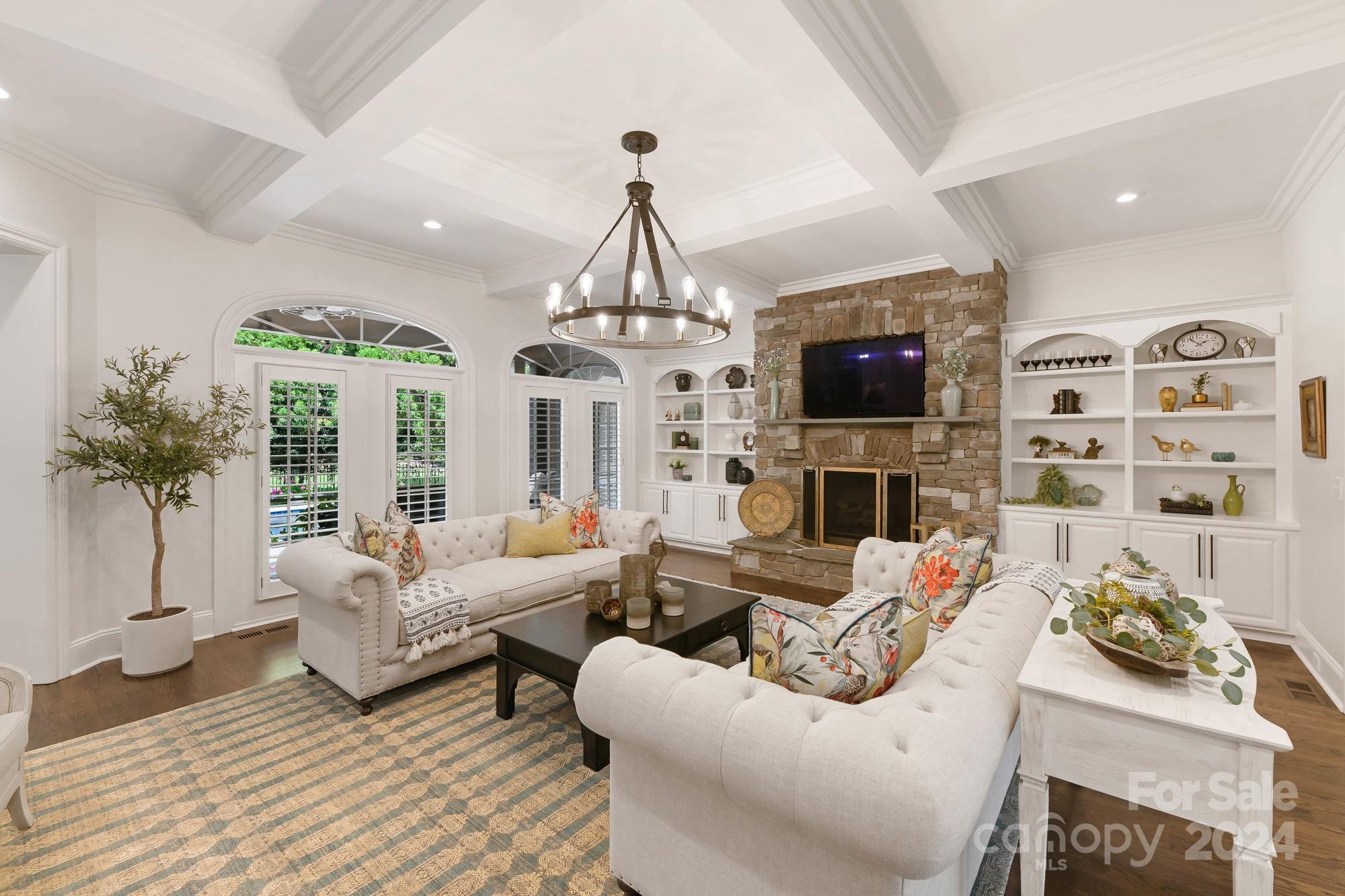 301 Lochaven Road