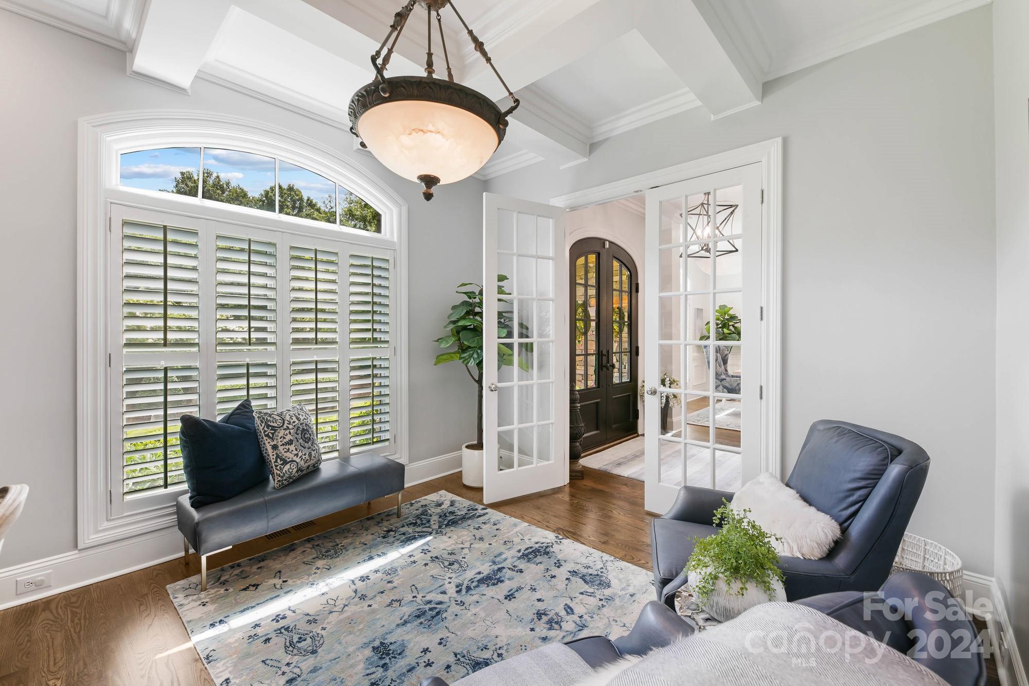 301 Lochaven Road