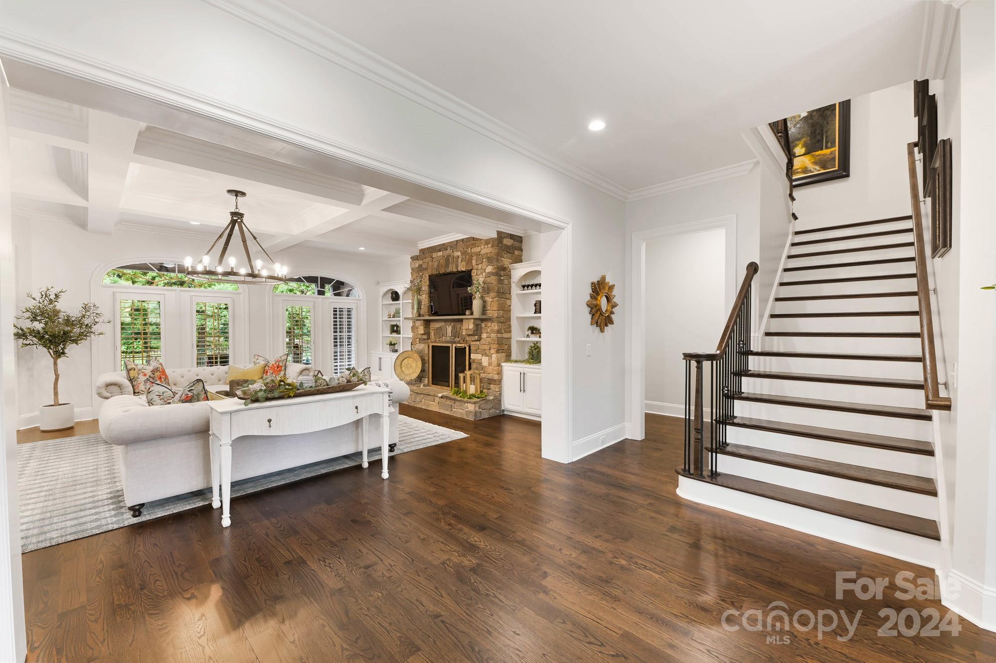 301 Lochaven Road