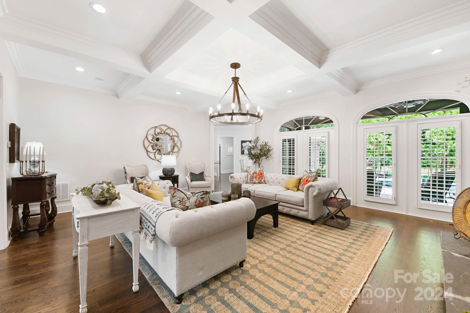 301 Lochaven Road