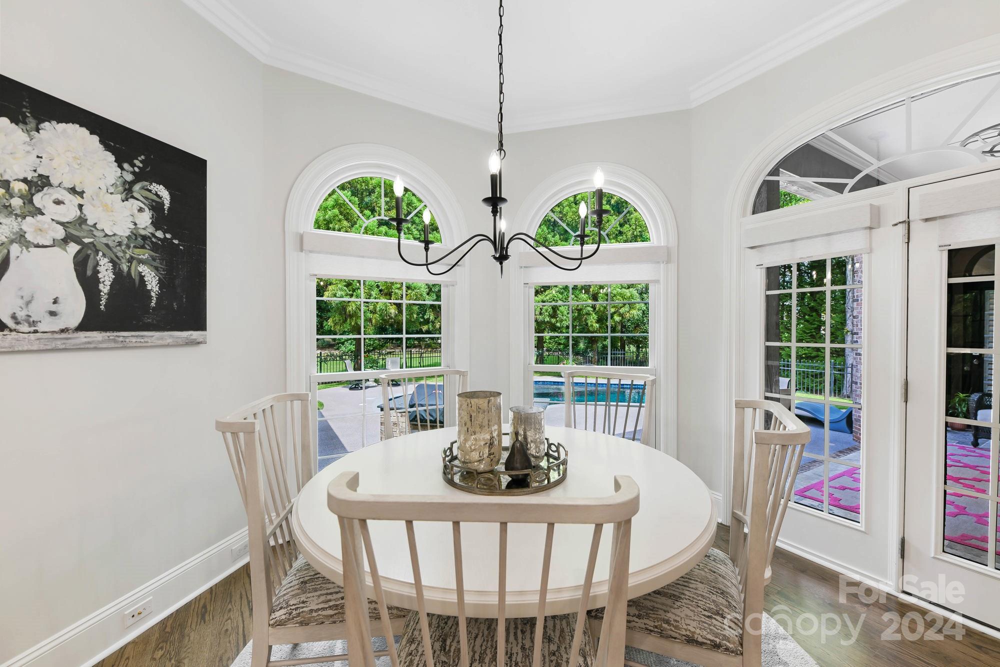 301 Lochaven Road