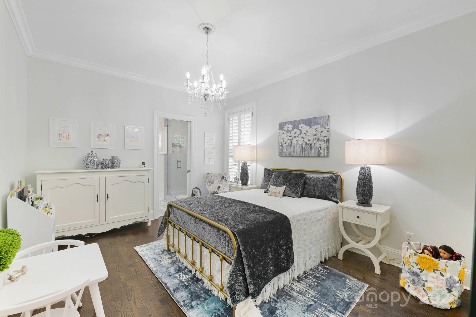 301 Lochaven Road