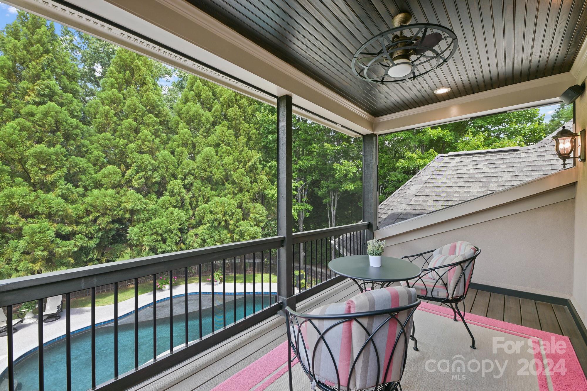 301 Lochaven Road