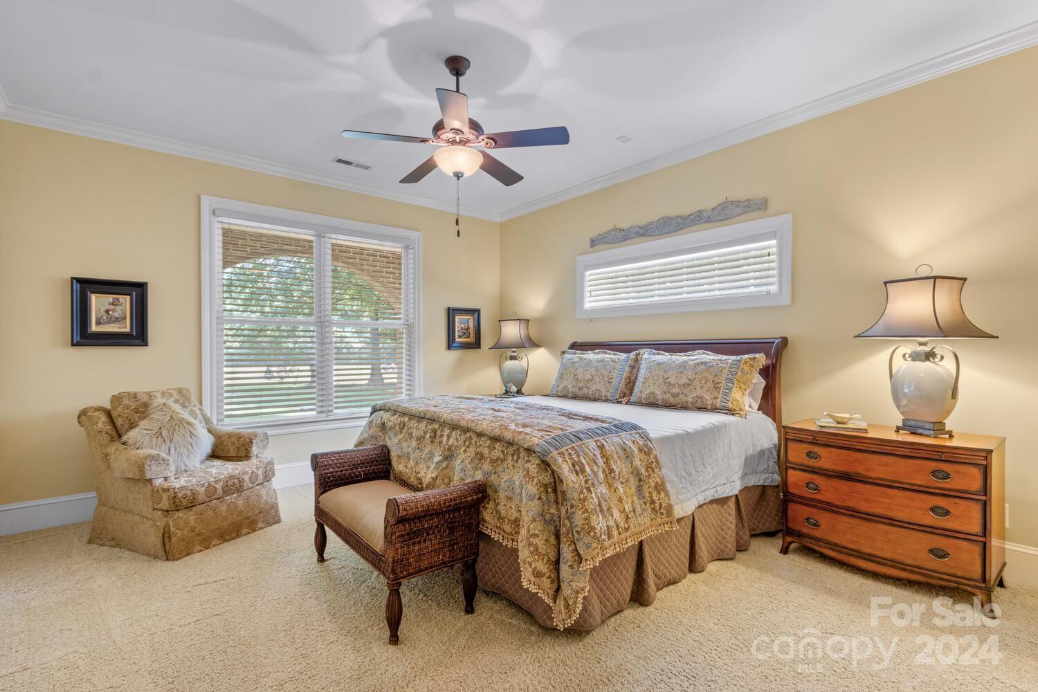 7789 Turnberry Lane