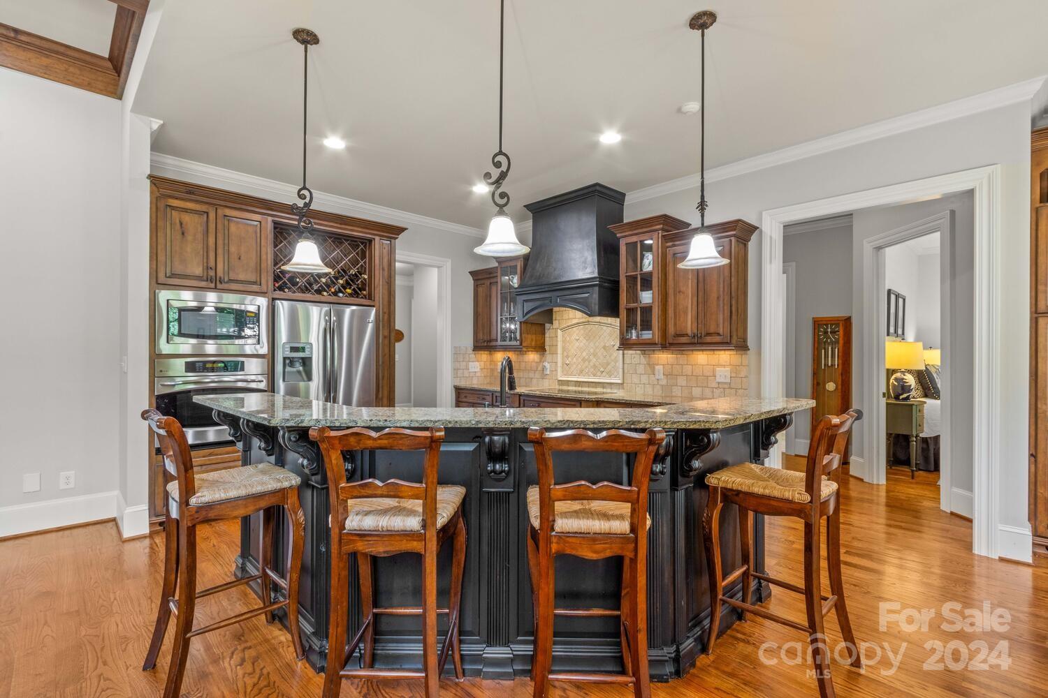 7789 Turnberry Lane