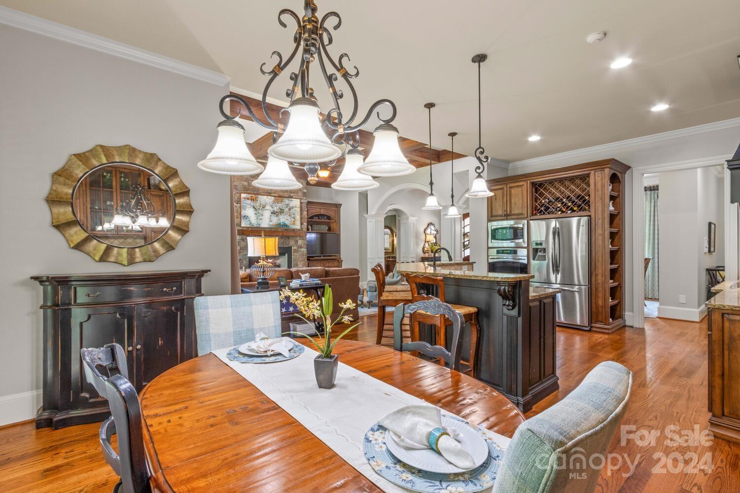 7789 Turnberry Lane