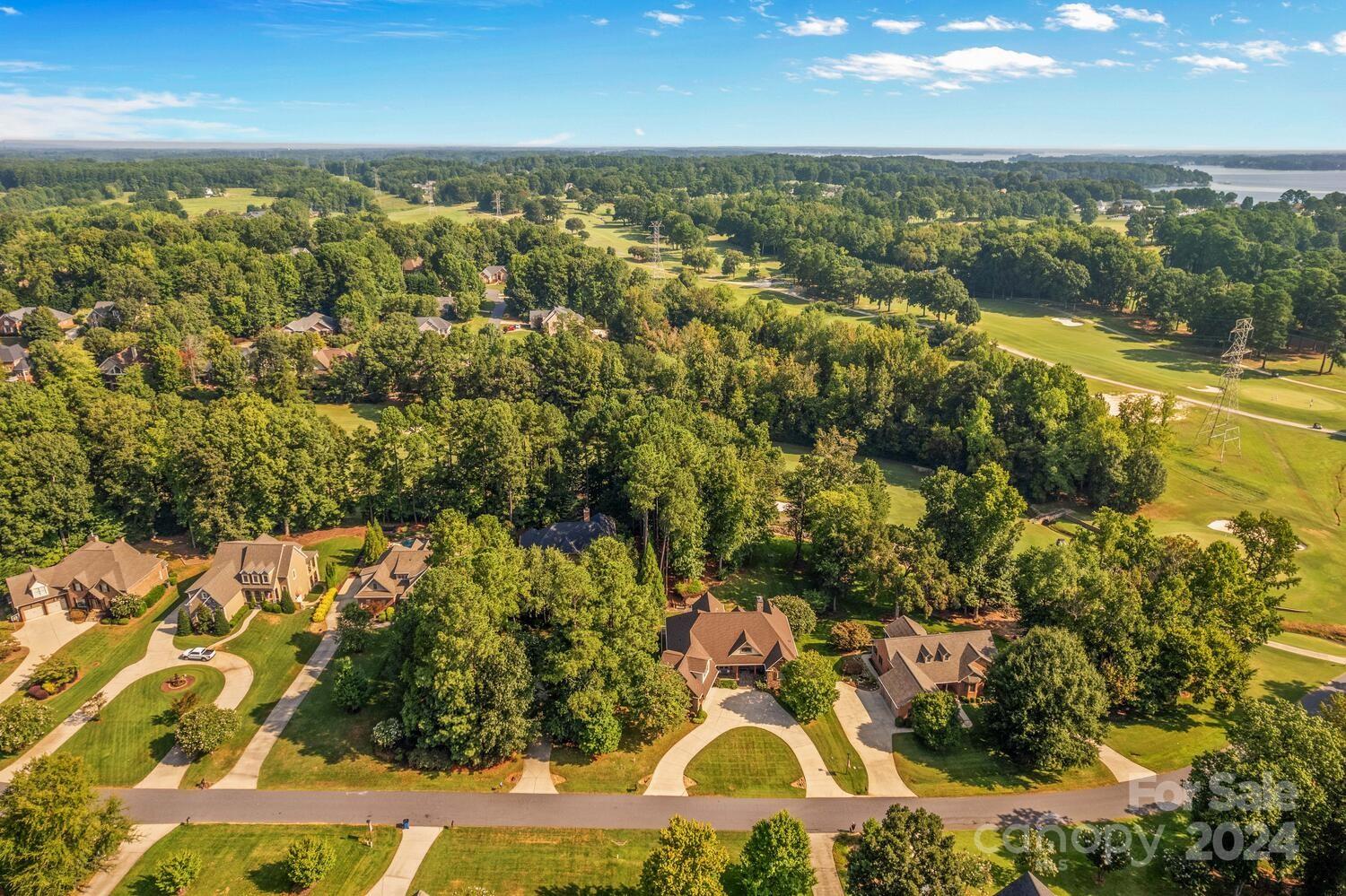 7789 Turnberry Lane