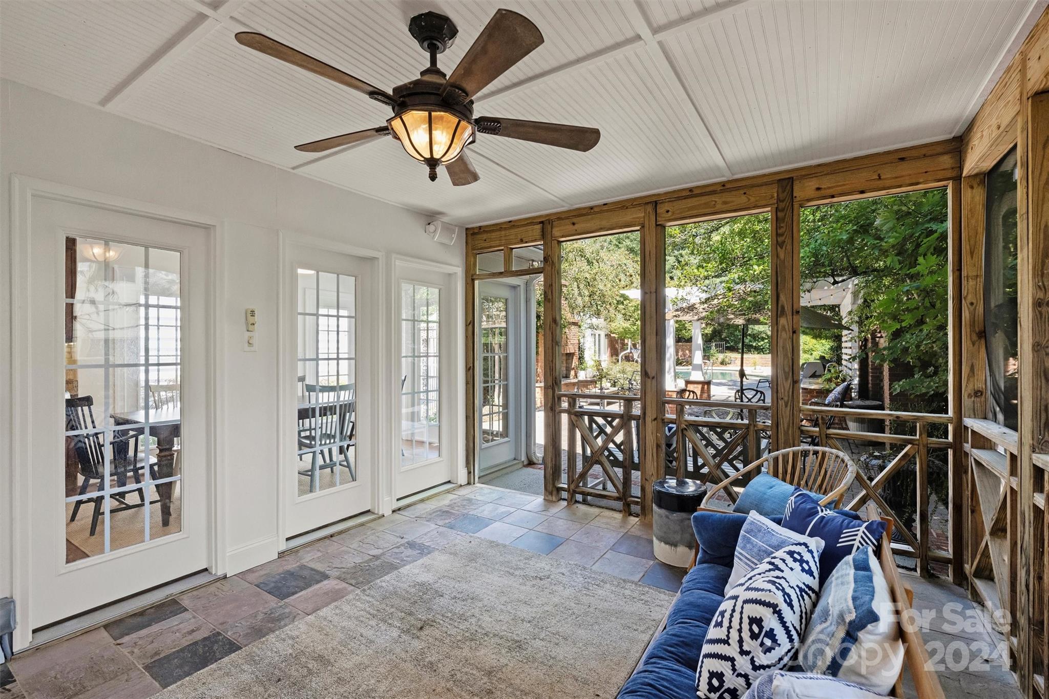 736 Sardis Lane