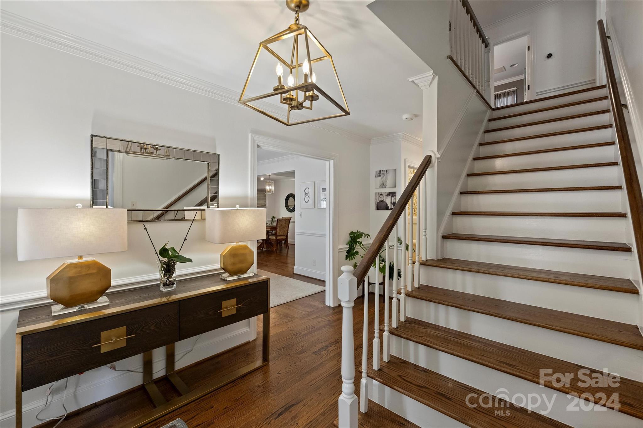 736 Sardis Lane