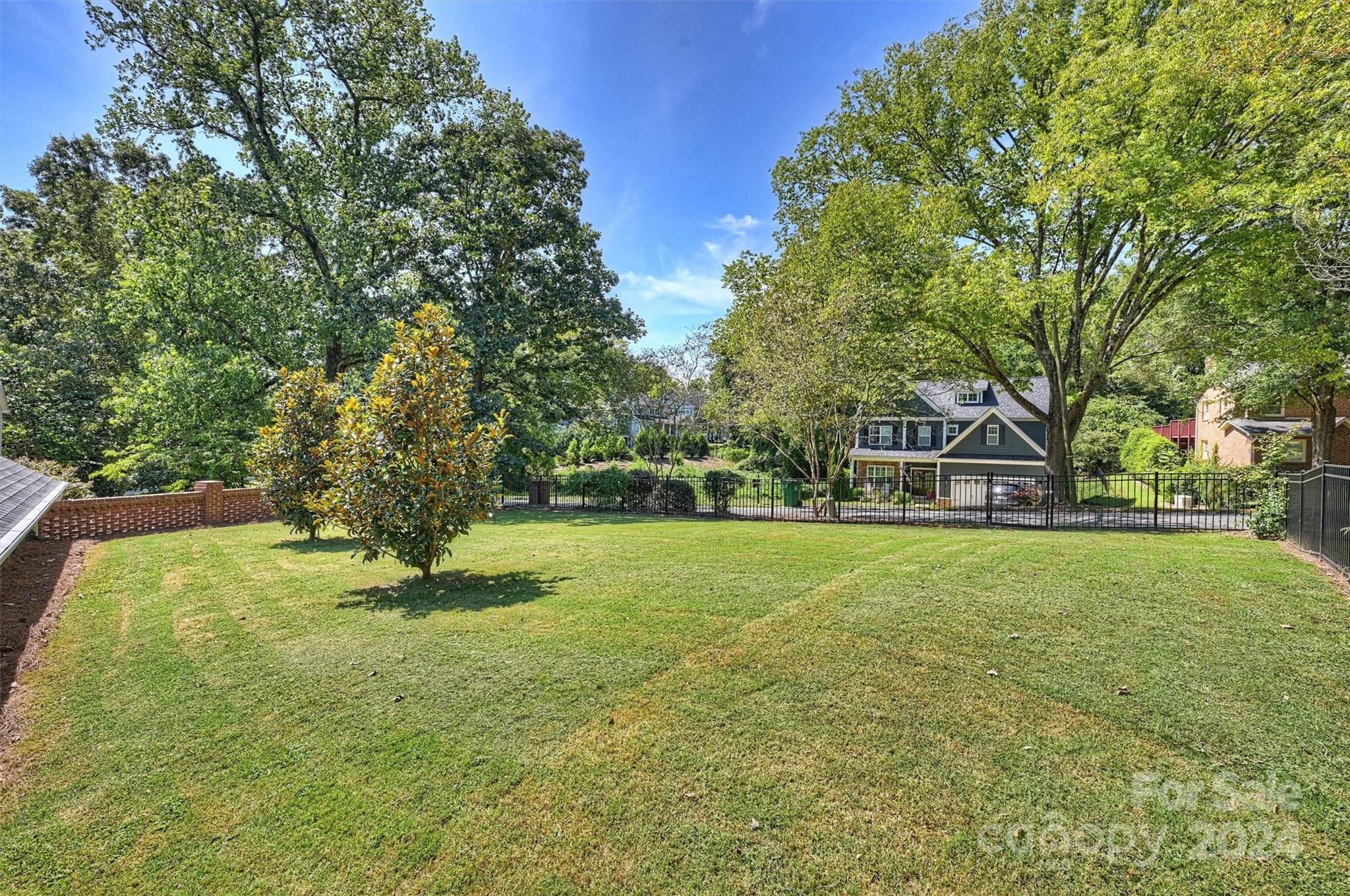 736 Sardis Lane