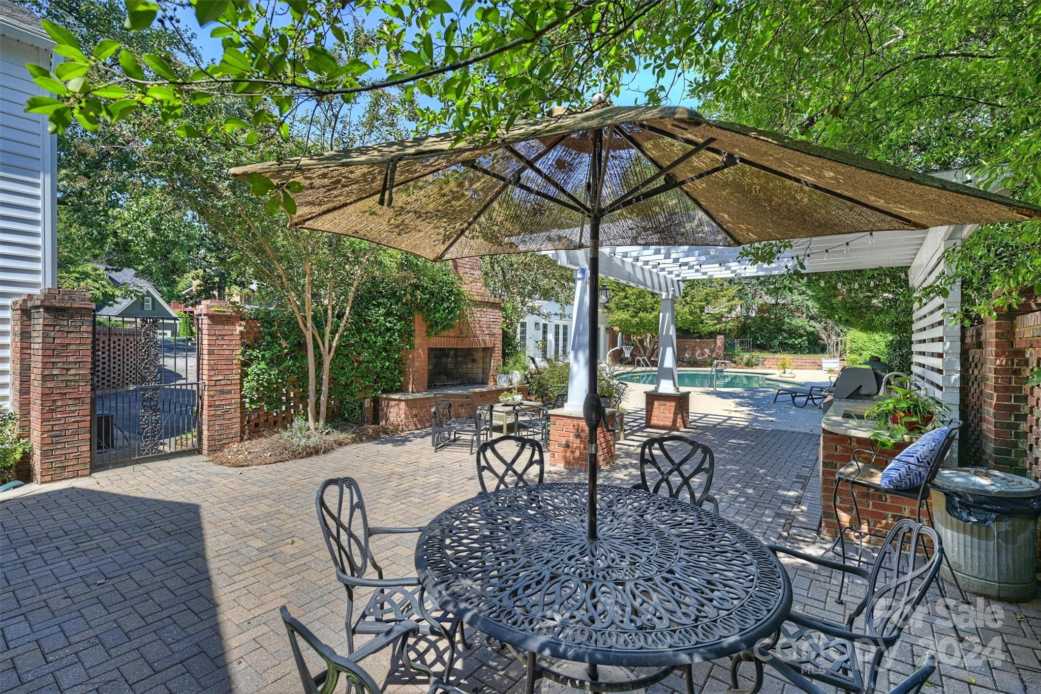 736 Sardis Lane