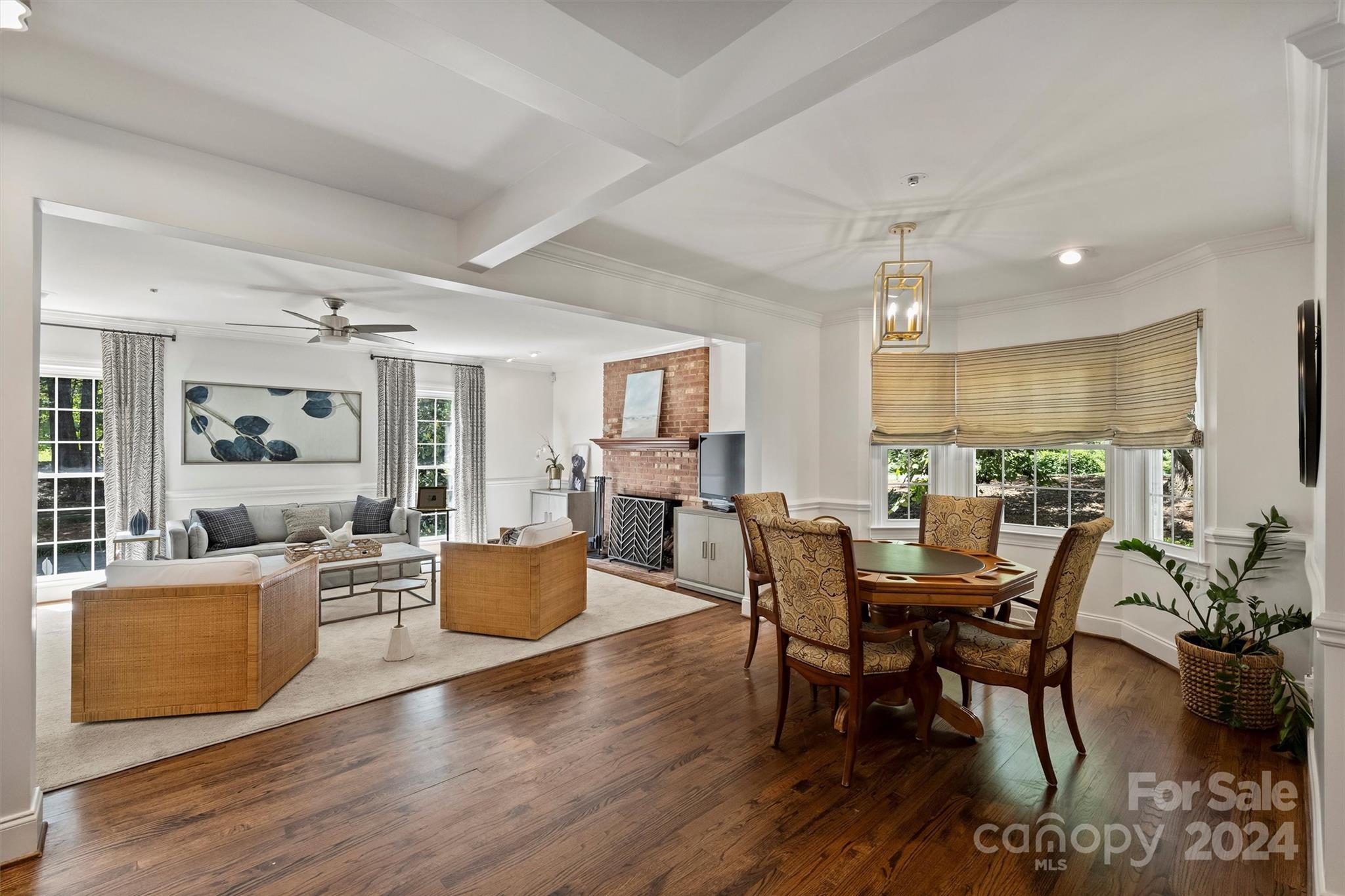 736 Sardis Lane