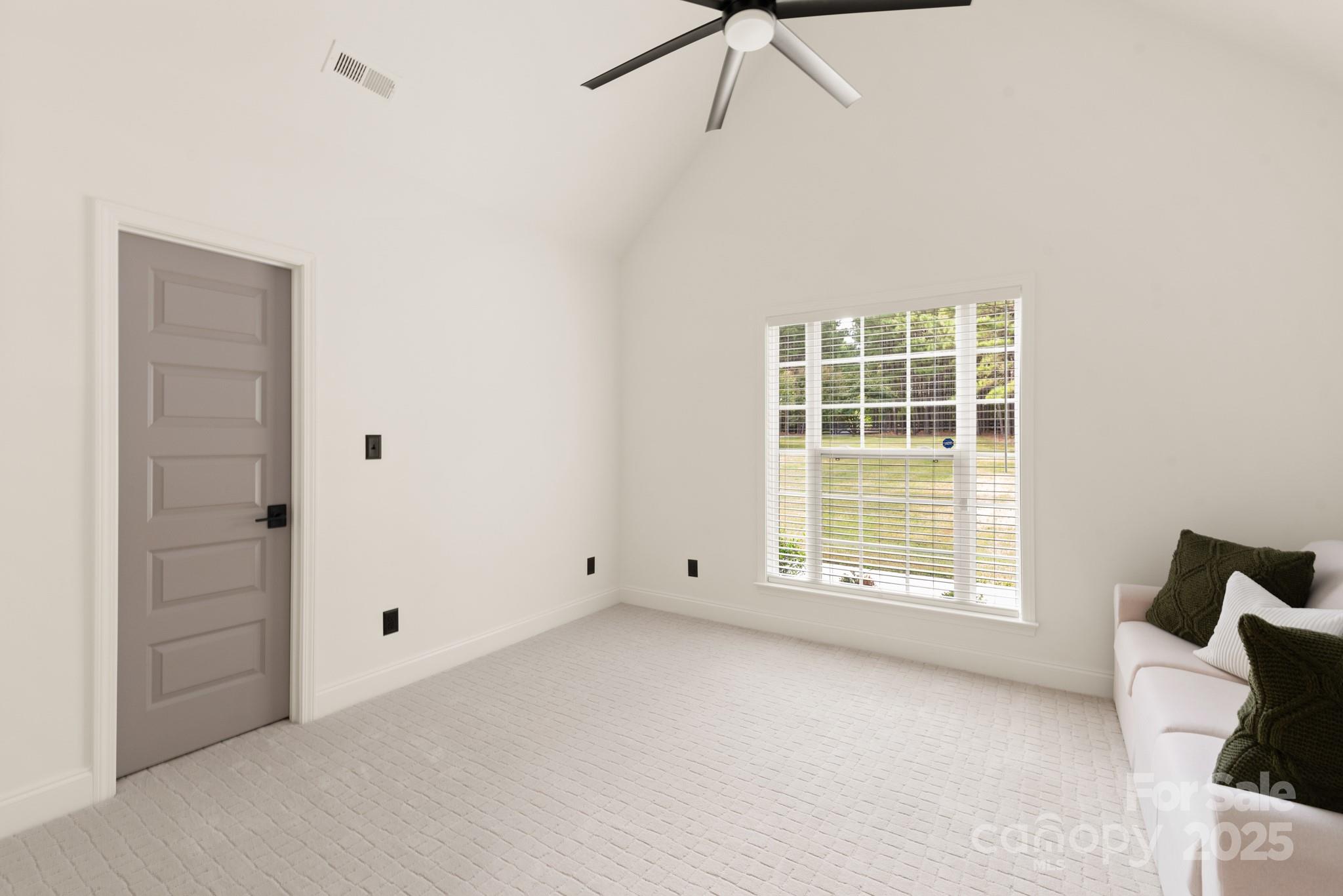 1046 Sutton Spring Road