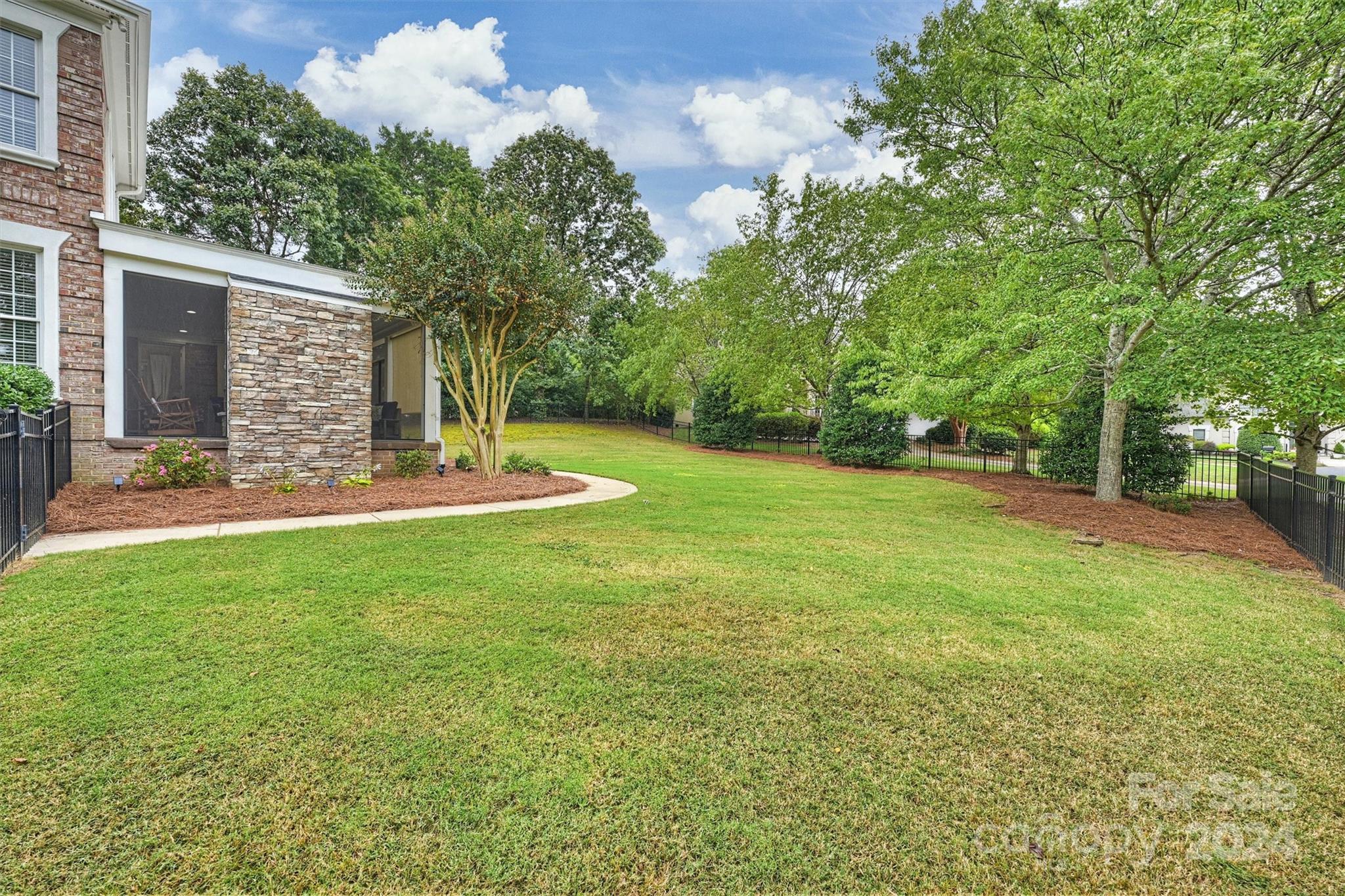 7529 Seton House Lane
