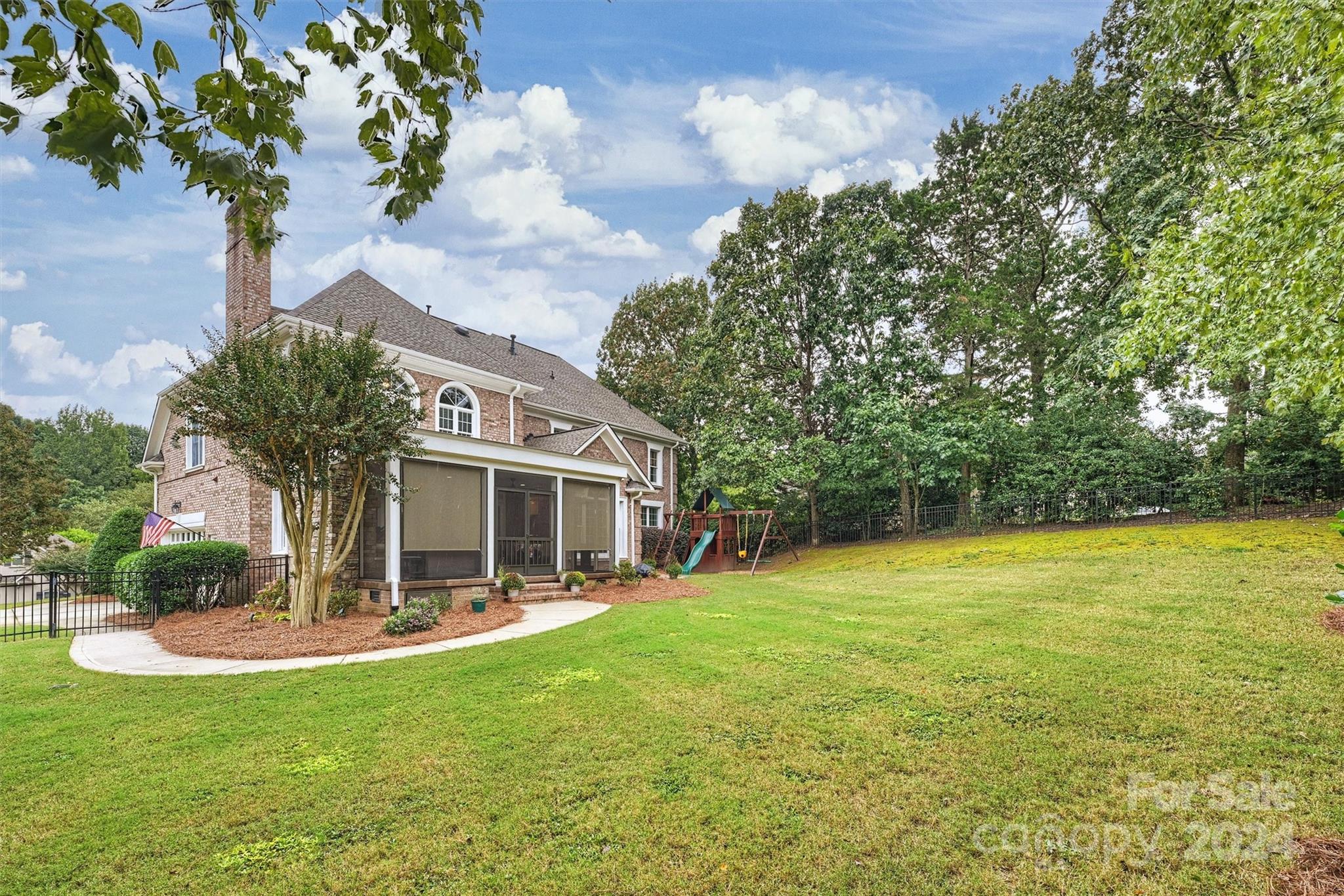 7529 Seton House Lane
