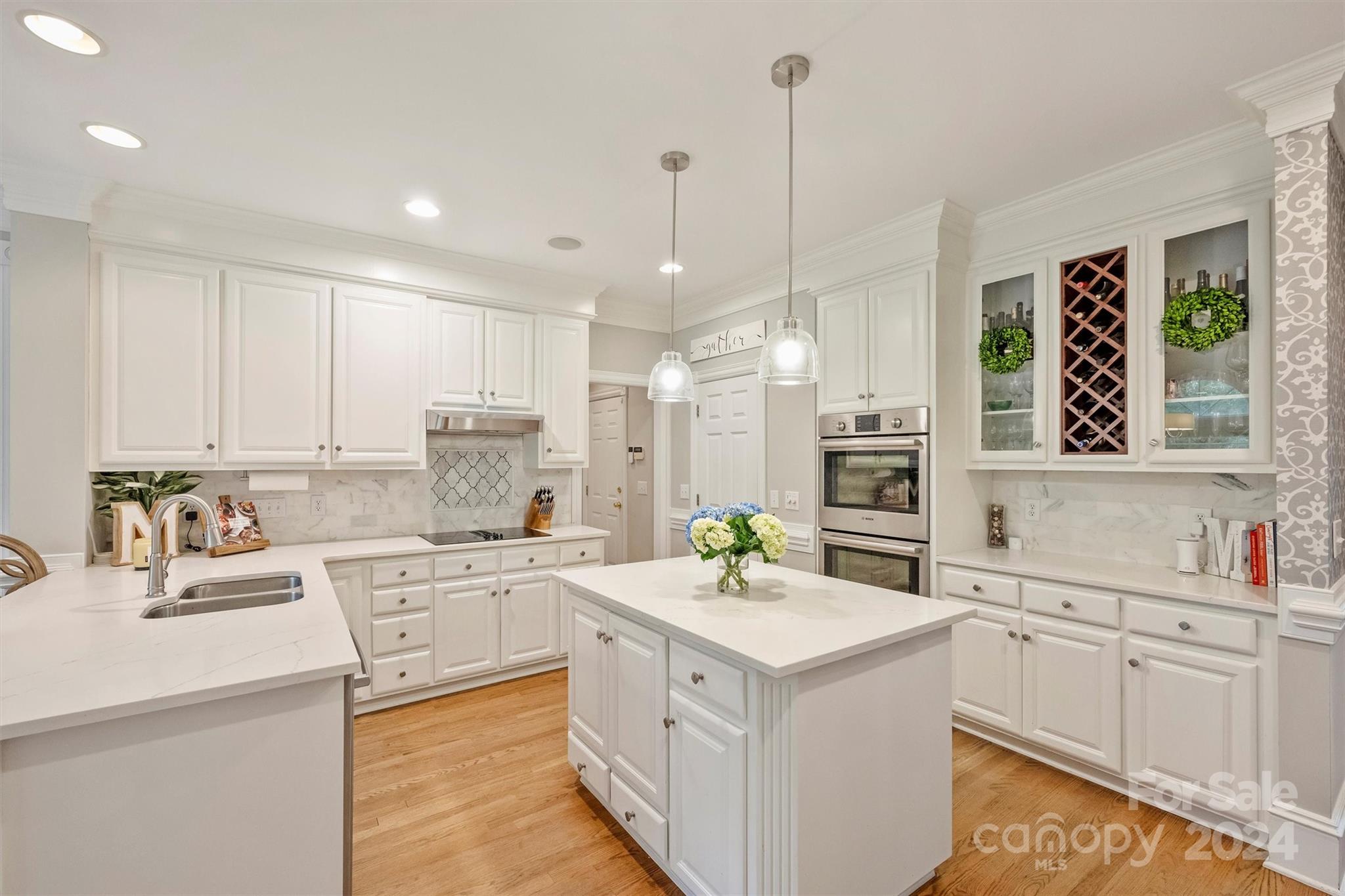 7529 Seton House Lane