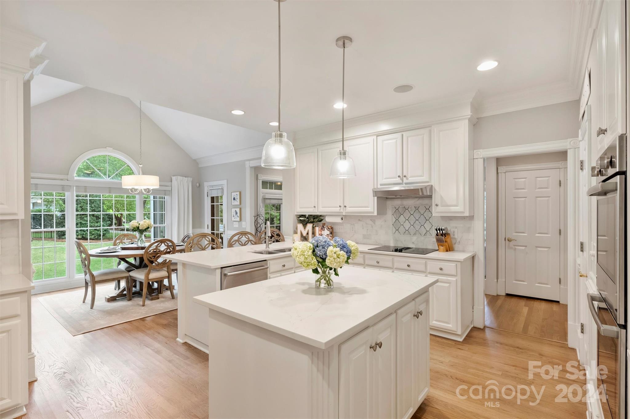 7529 Seton House Lane