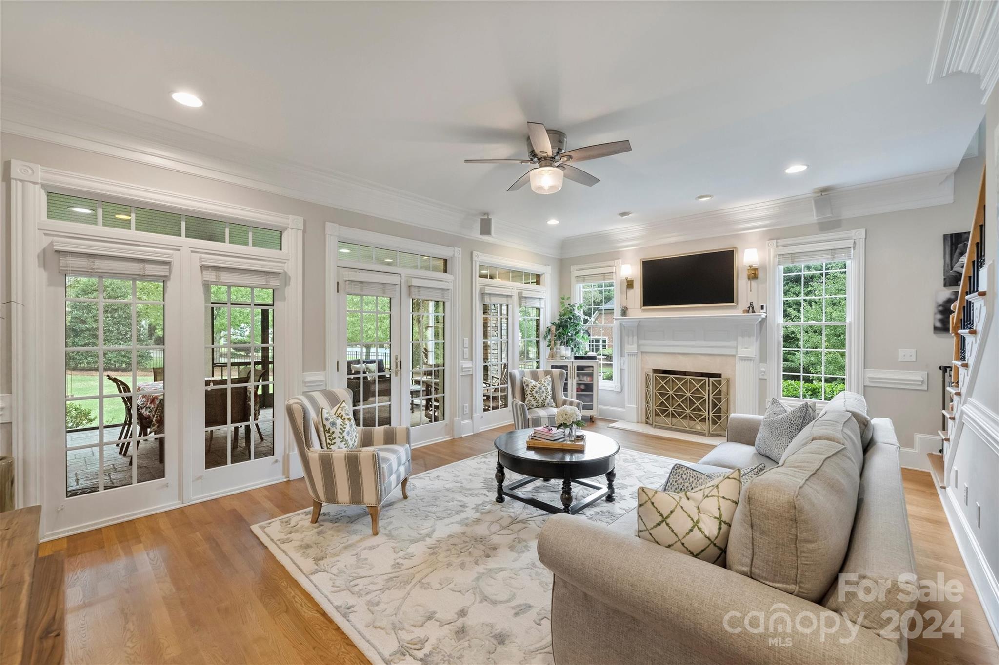 7529 Seton House Lane