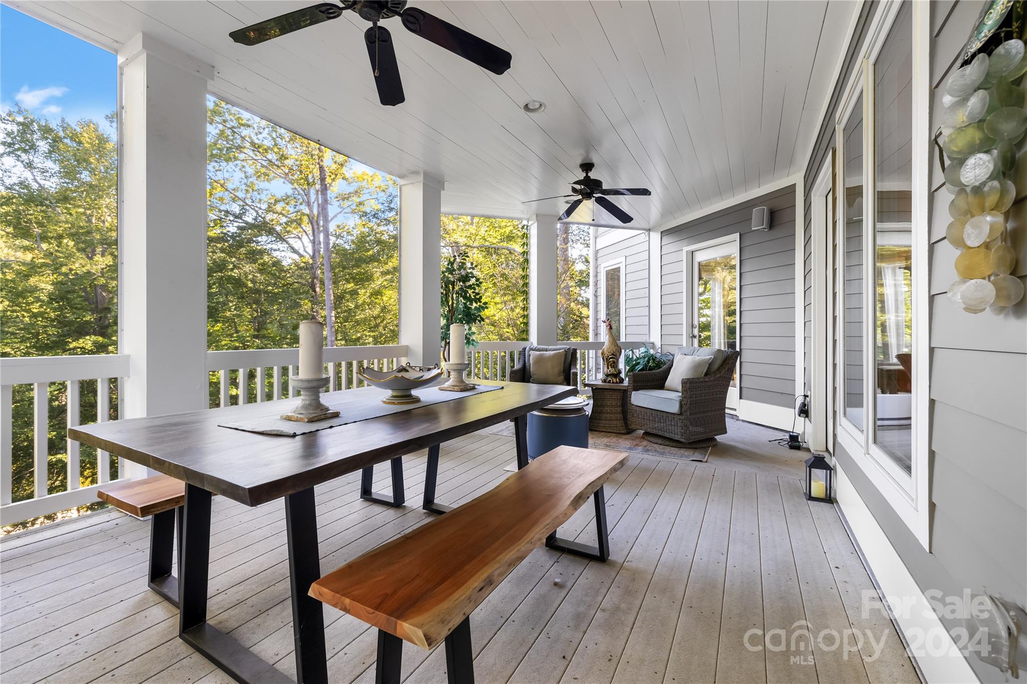 127 Harborcliff Drive