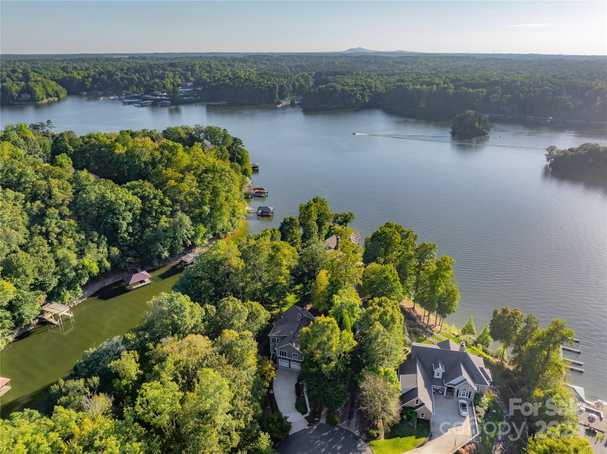 127 Harborcliff Drive