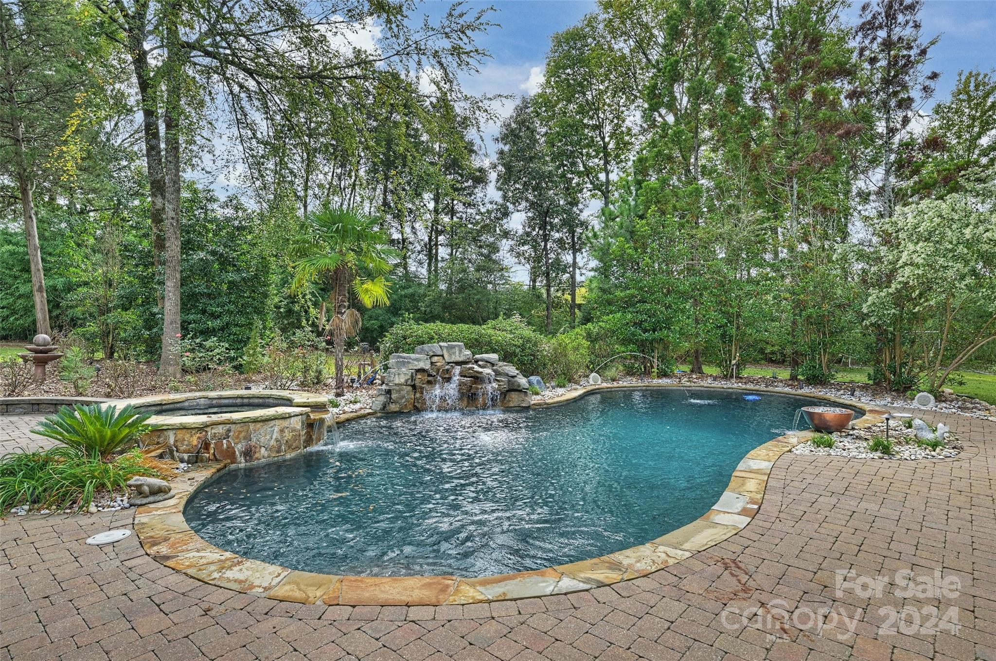 7303 Timberneck Court