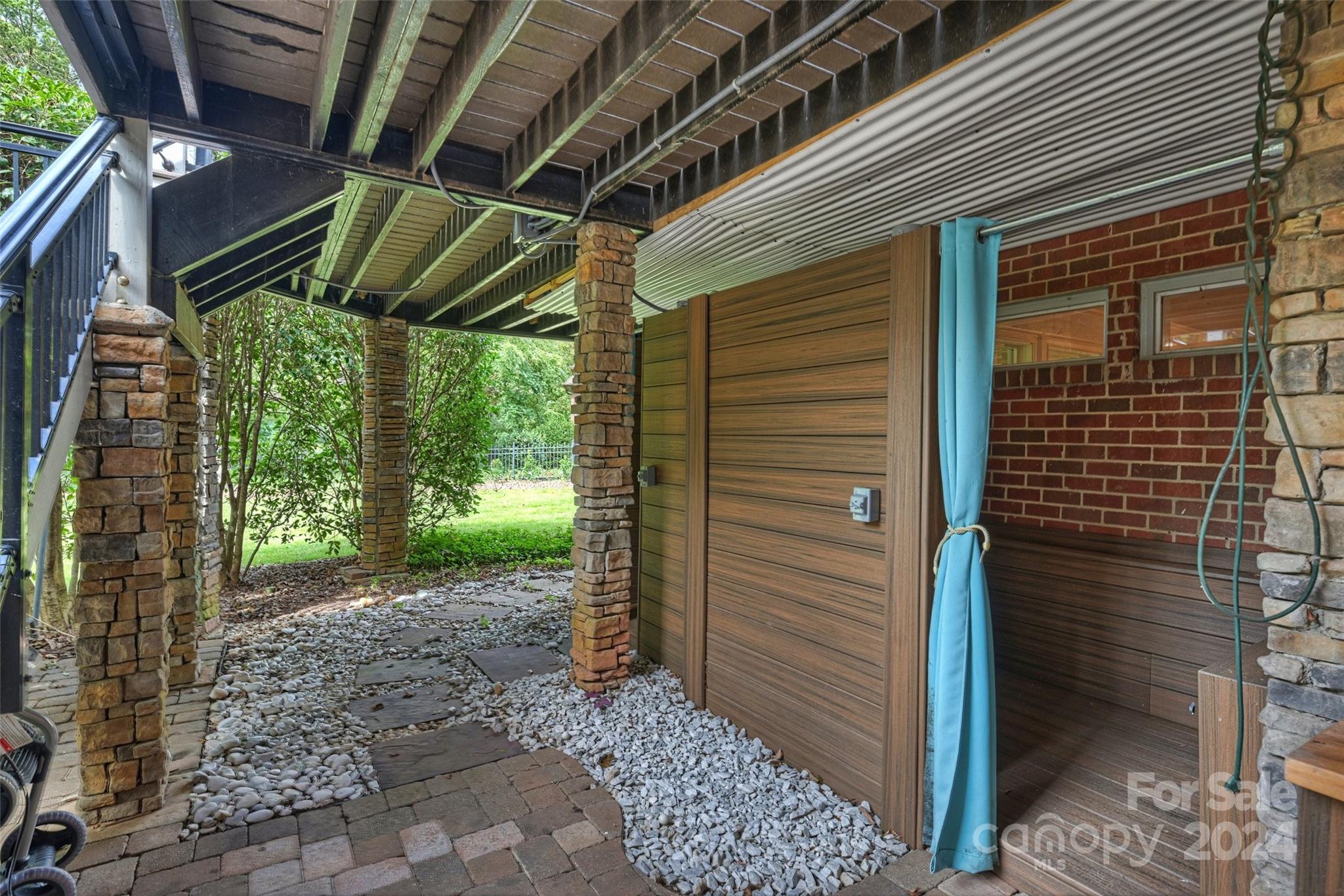 7303 Timberneck Court