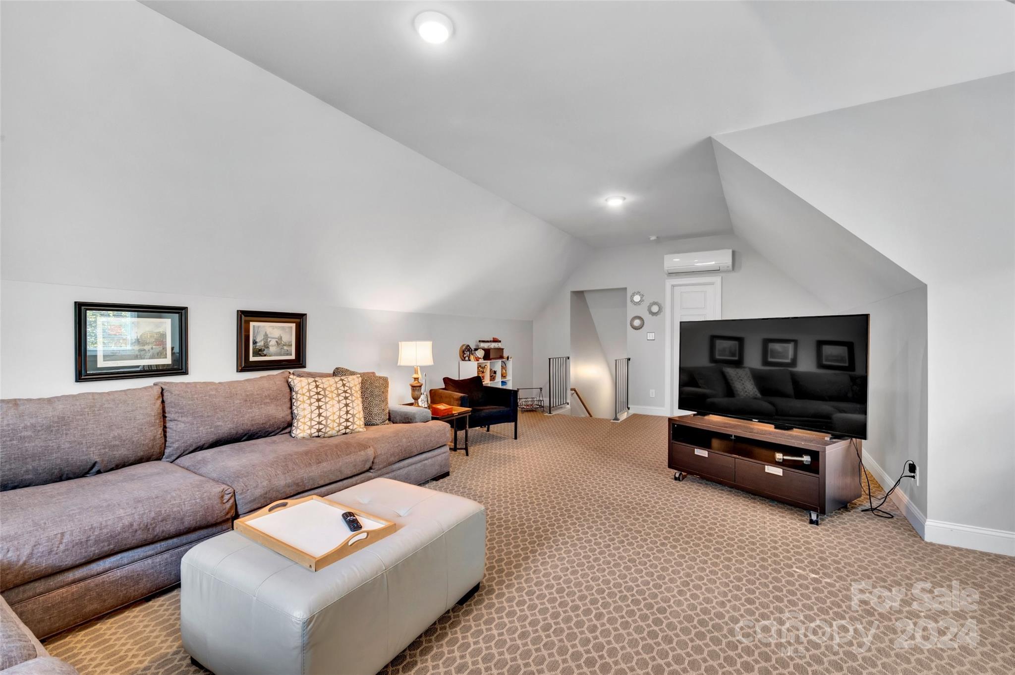 4628 River Oaks Road