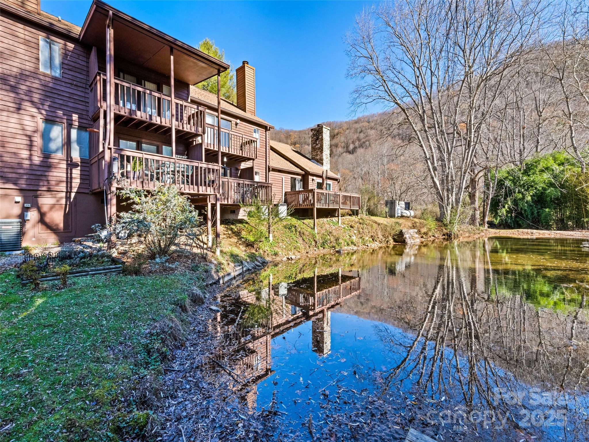 40 Meadows Lane
