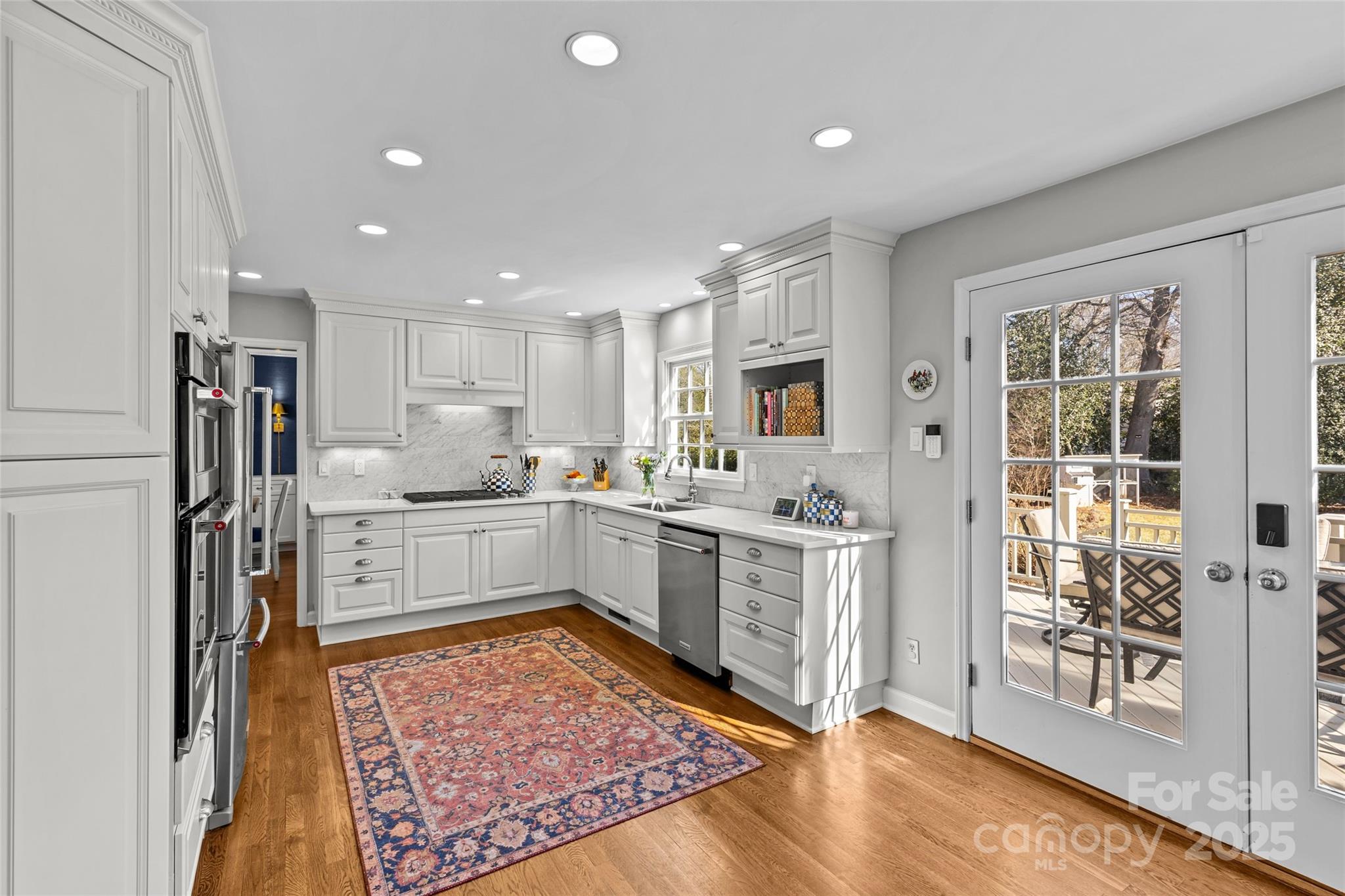 2228 Valencia Terrace