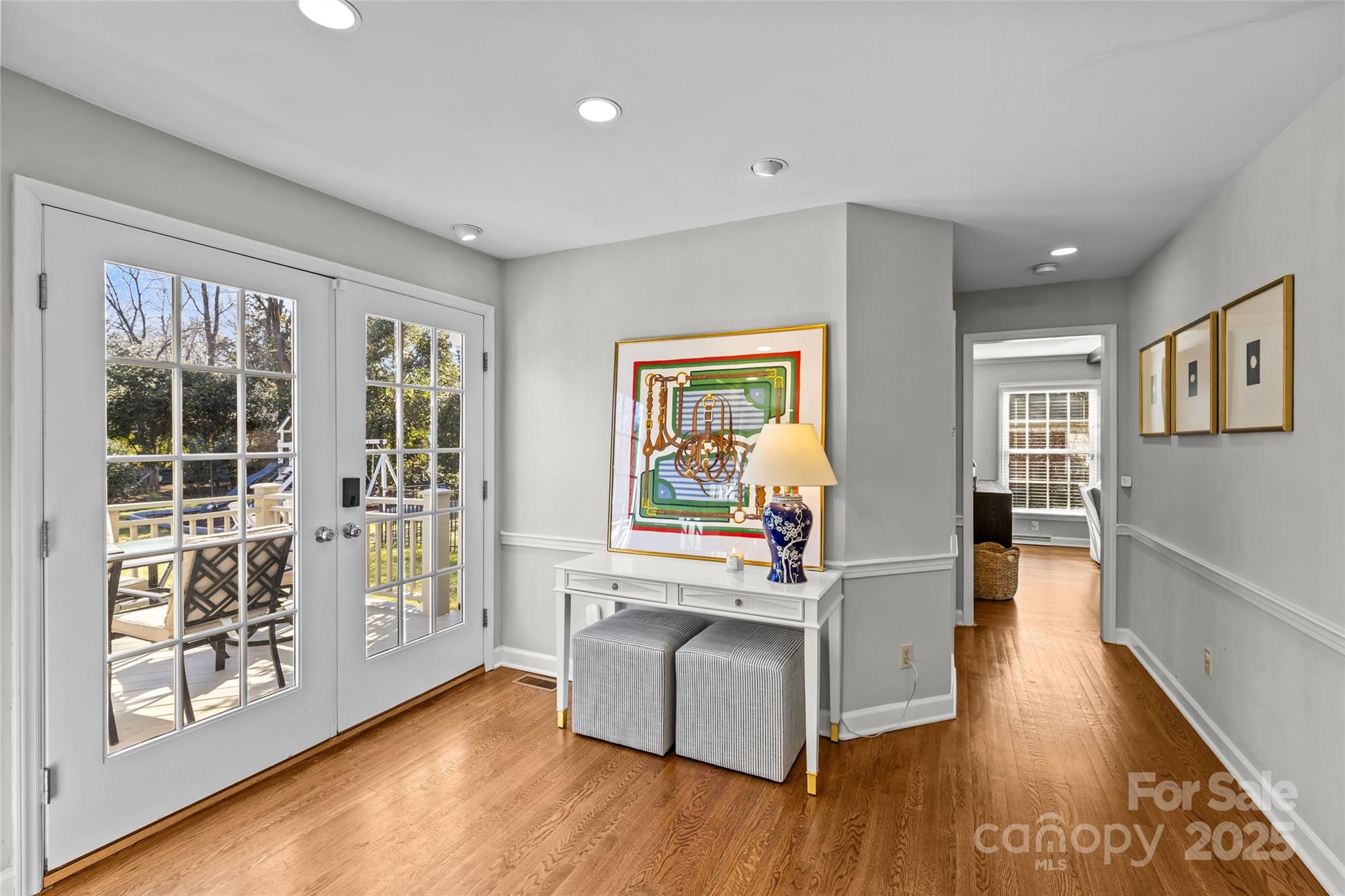 2228 Valencia Terrace
