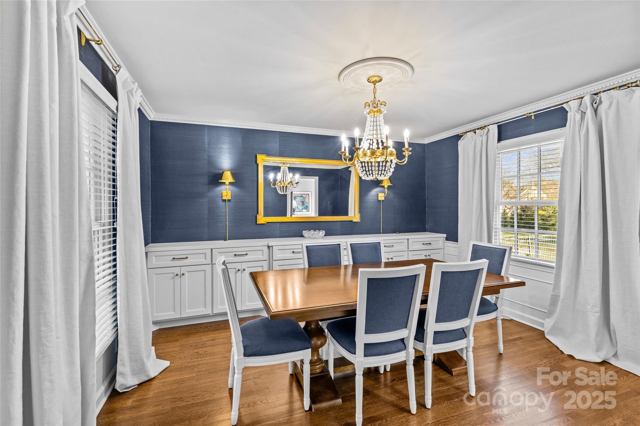 2228 Valencia Terrace