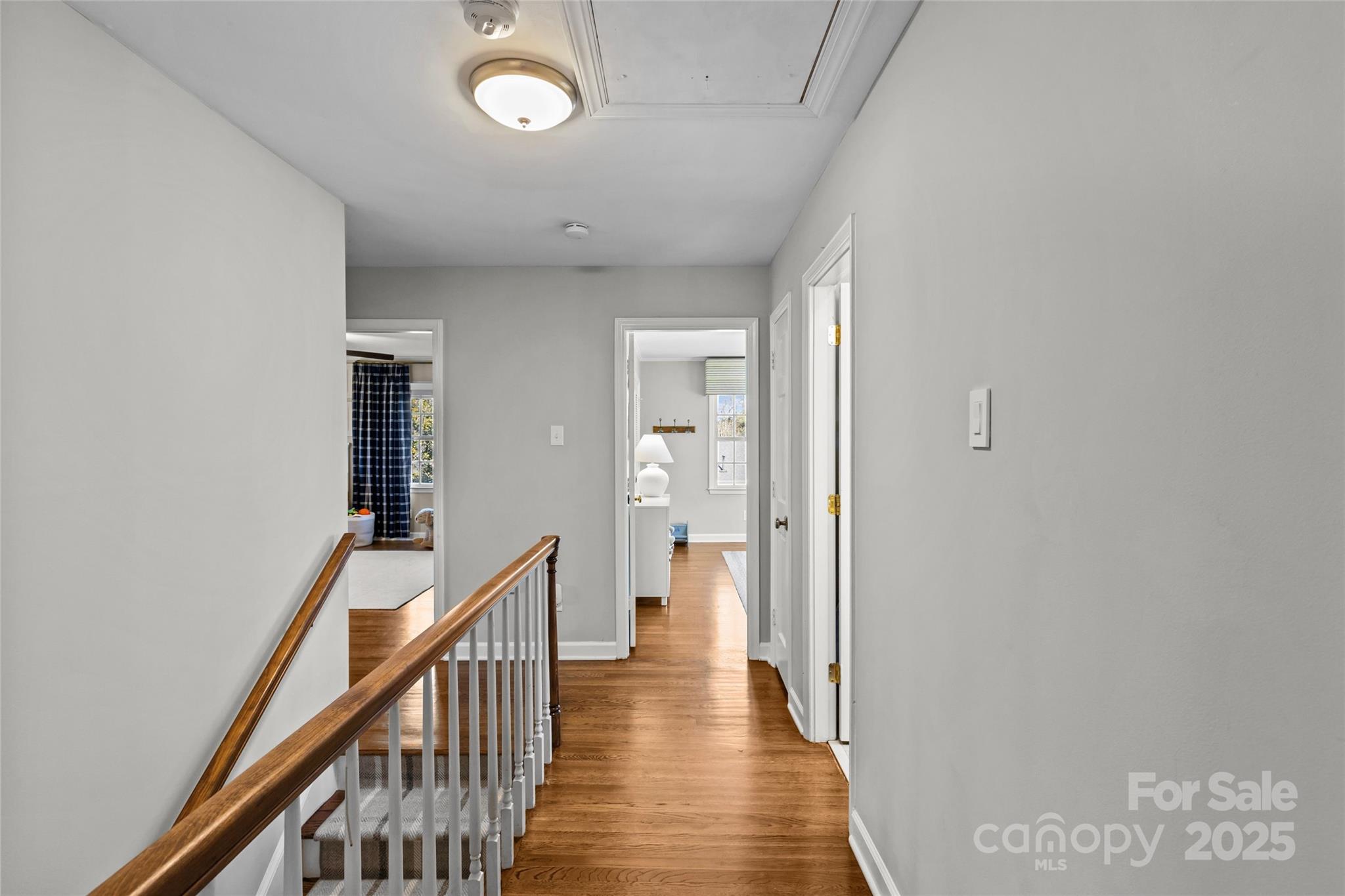 2228 Valencia Terrace