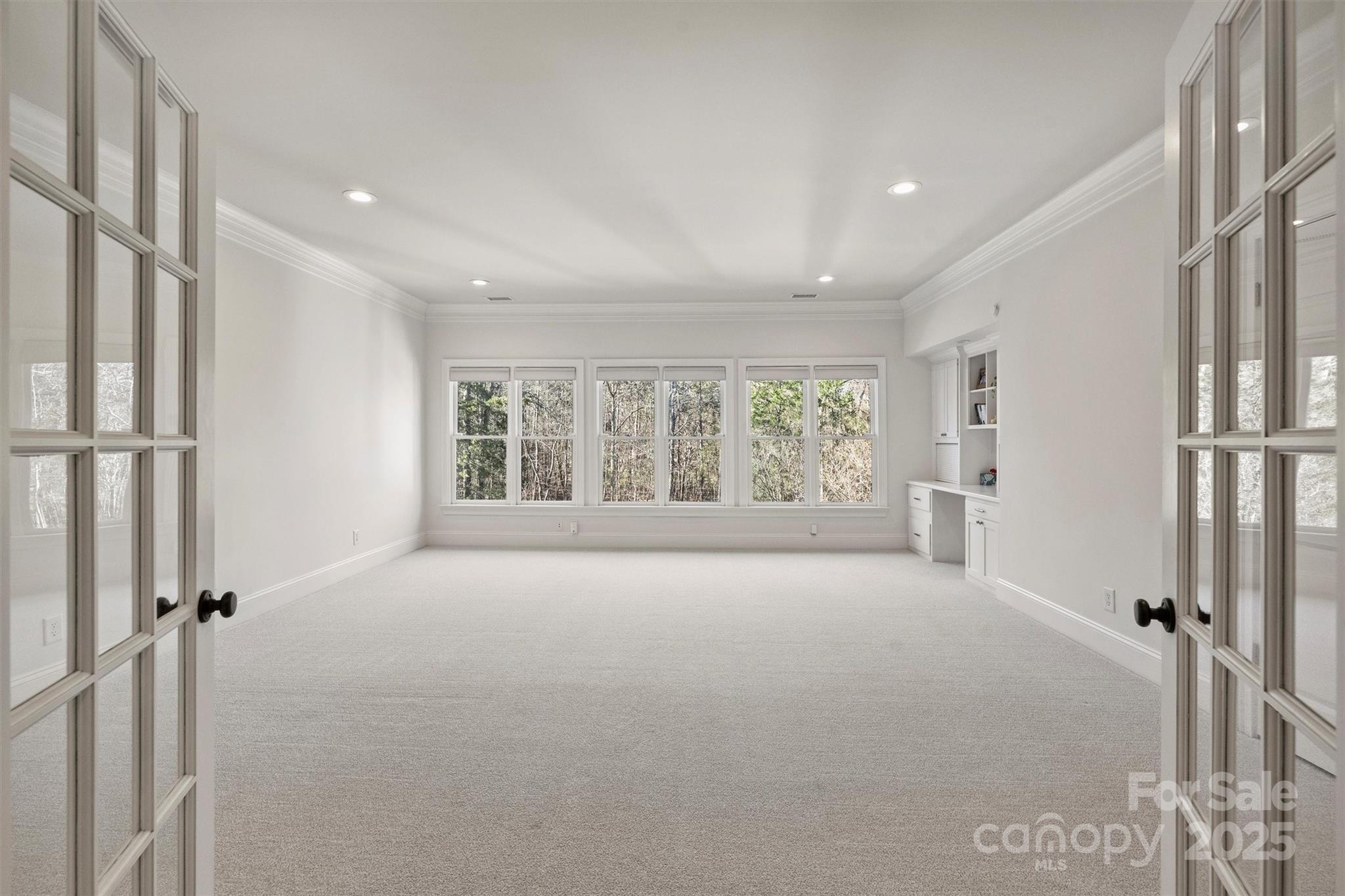 4004 Blossom Hill Drive